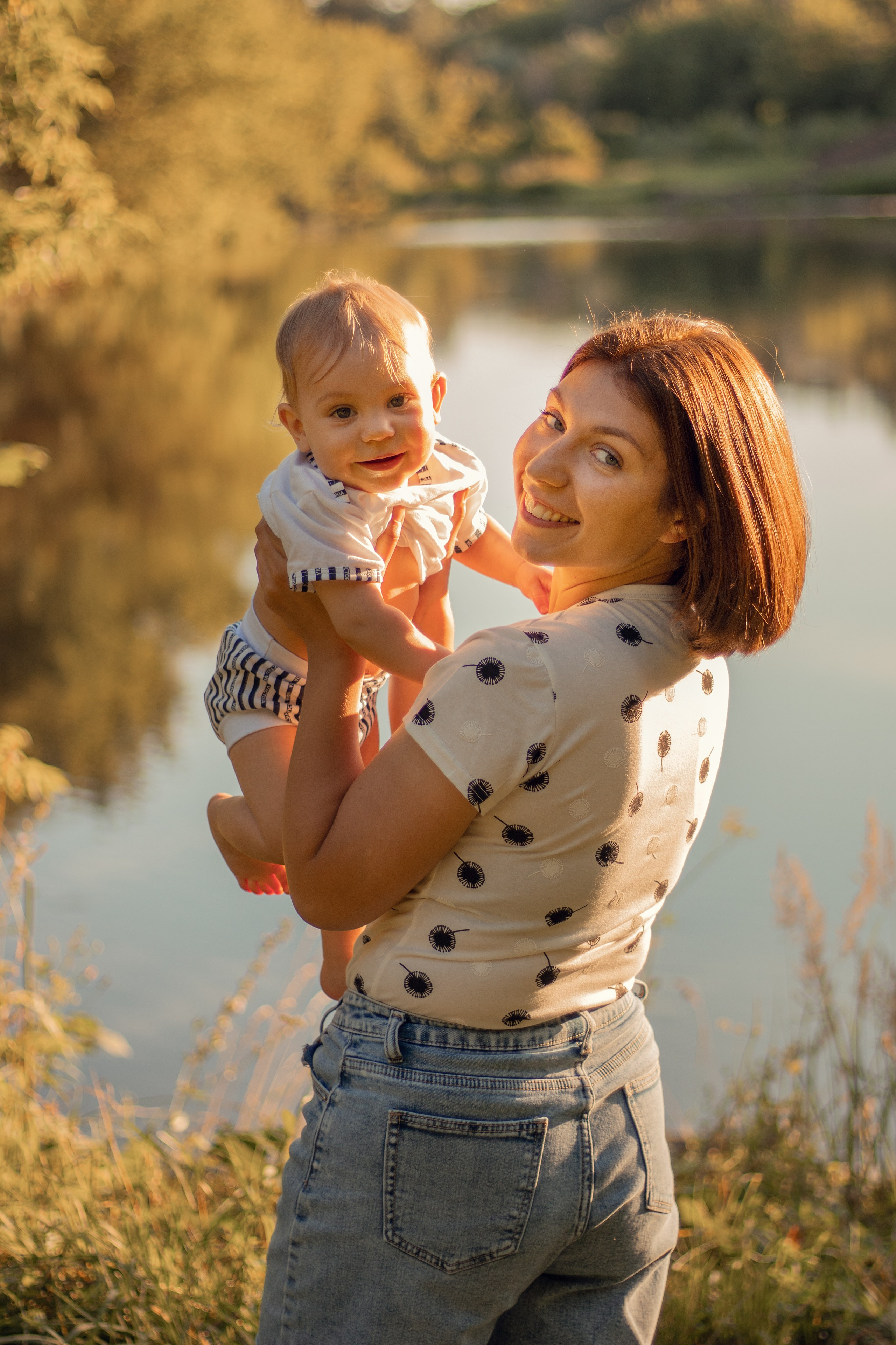 Губки бантиком бровки домиком. Летний малыш