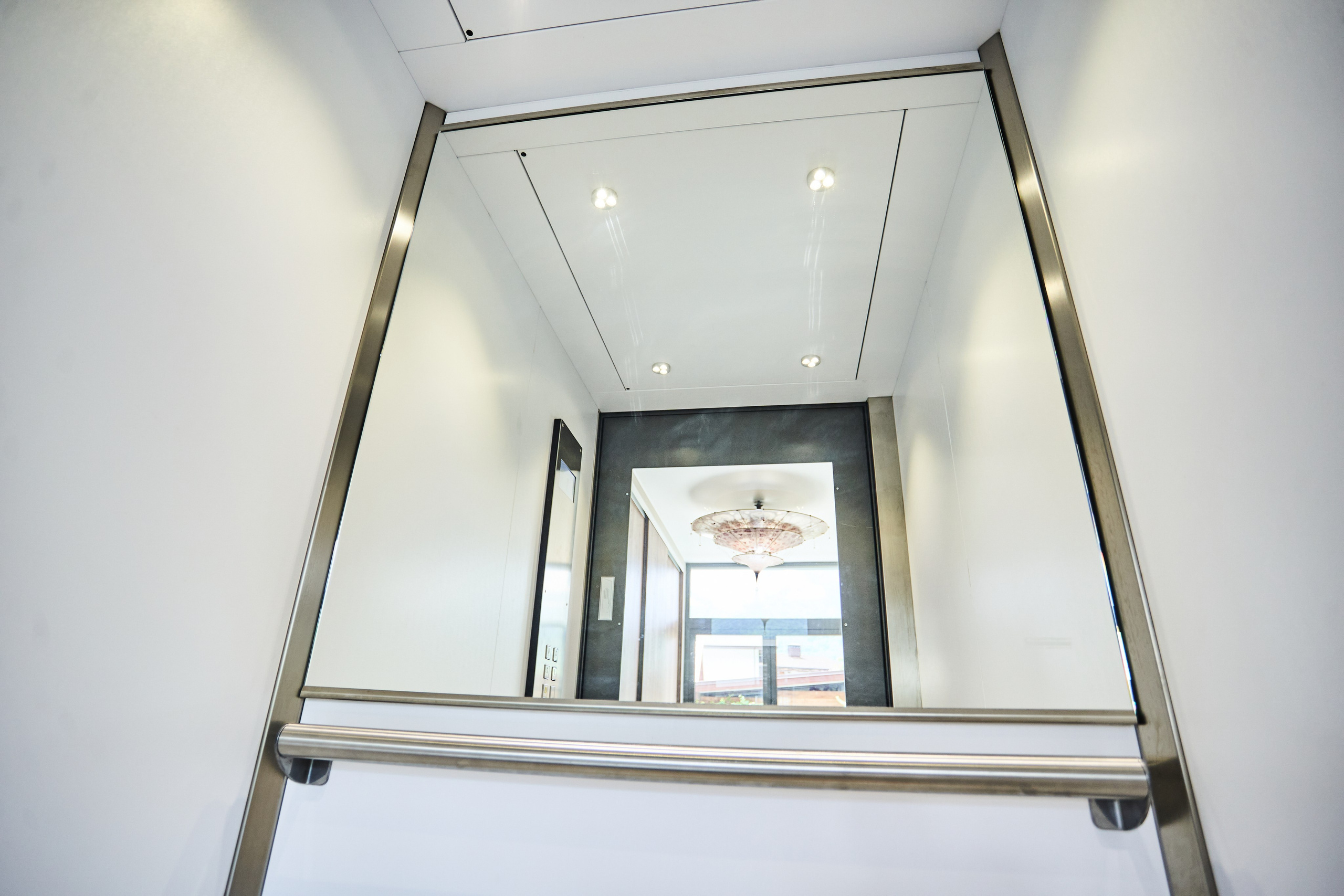 Интерьерная съемка лифта. Фотограф в Сочи Катя Гончарова