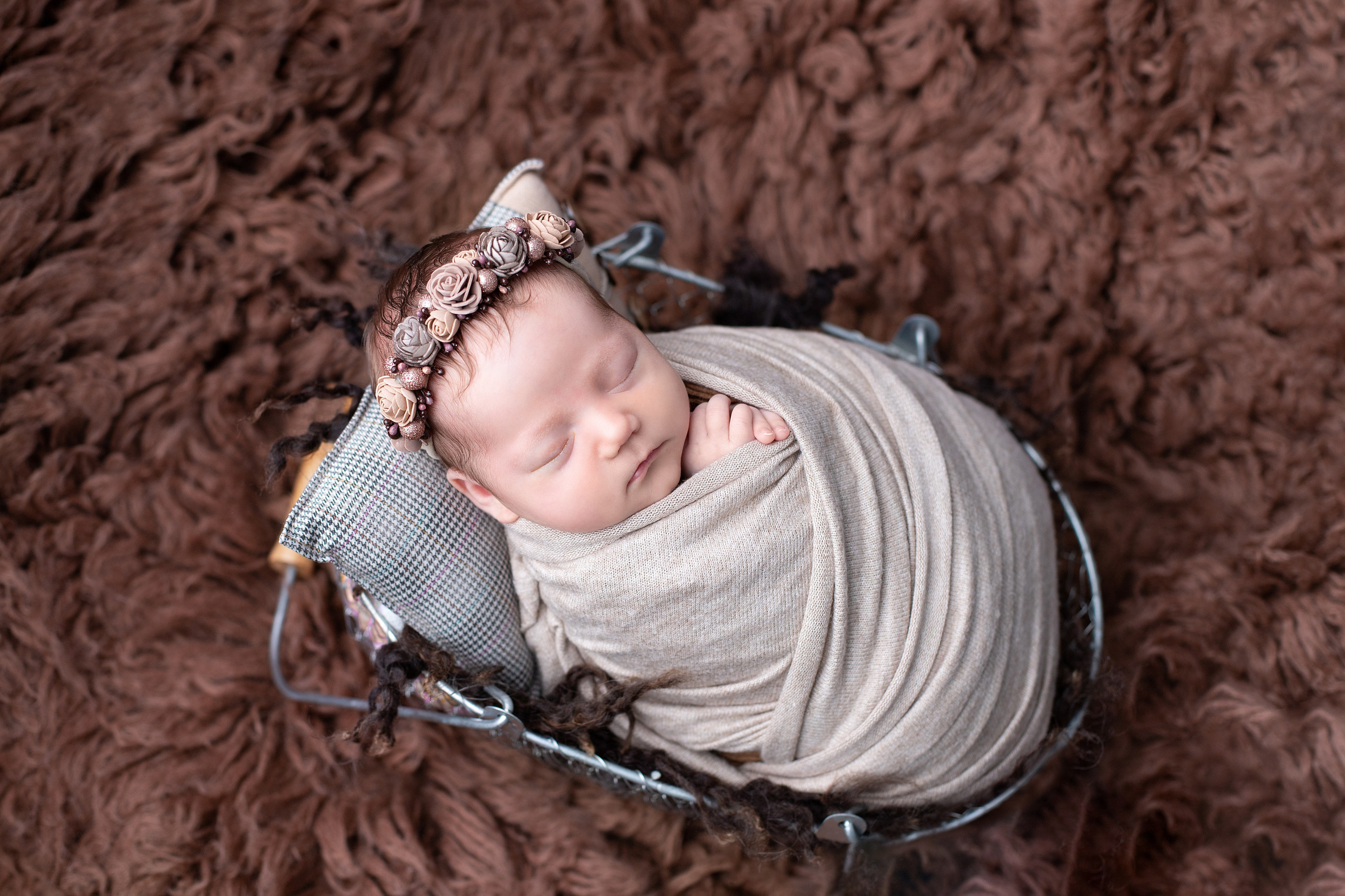 Фотограф новорожденных в Губкинском Алена Аввакумова