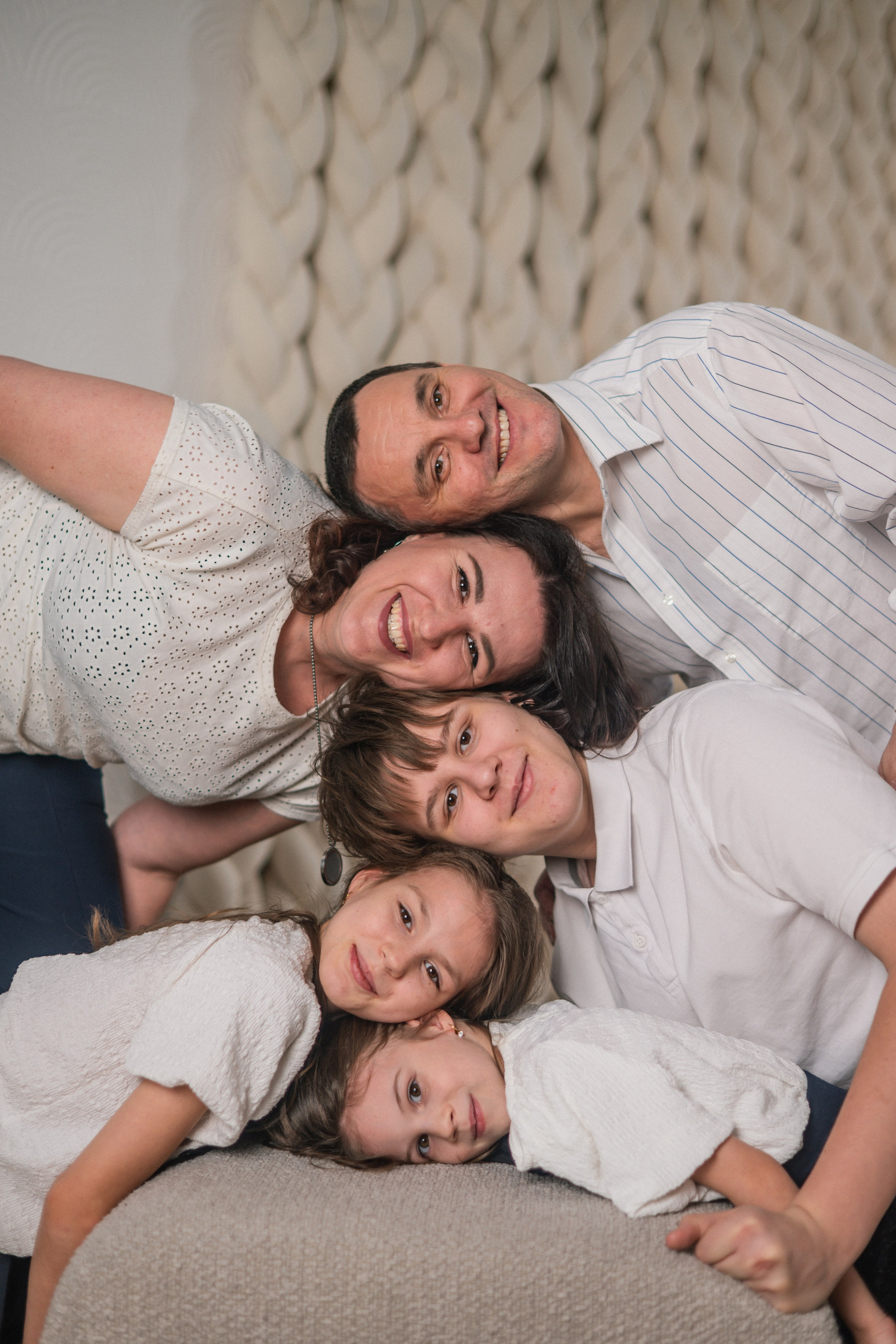 Семейная Фотосессия. Я Ольга Казанцева, фотографирую снимаю ваши киноистории и печатаю фото и цифровые портреты на холсте