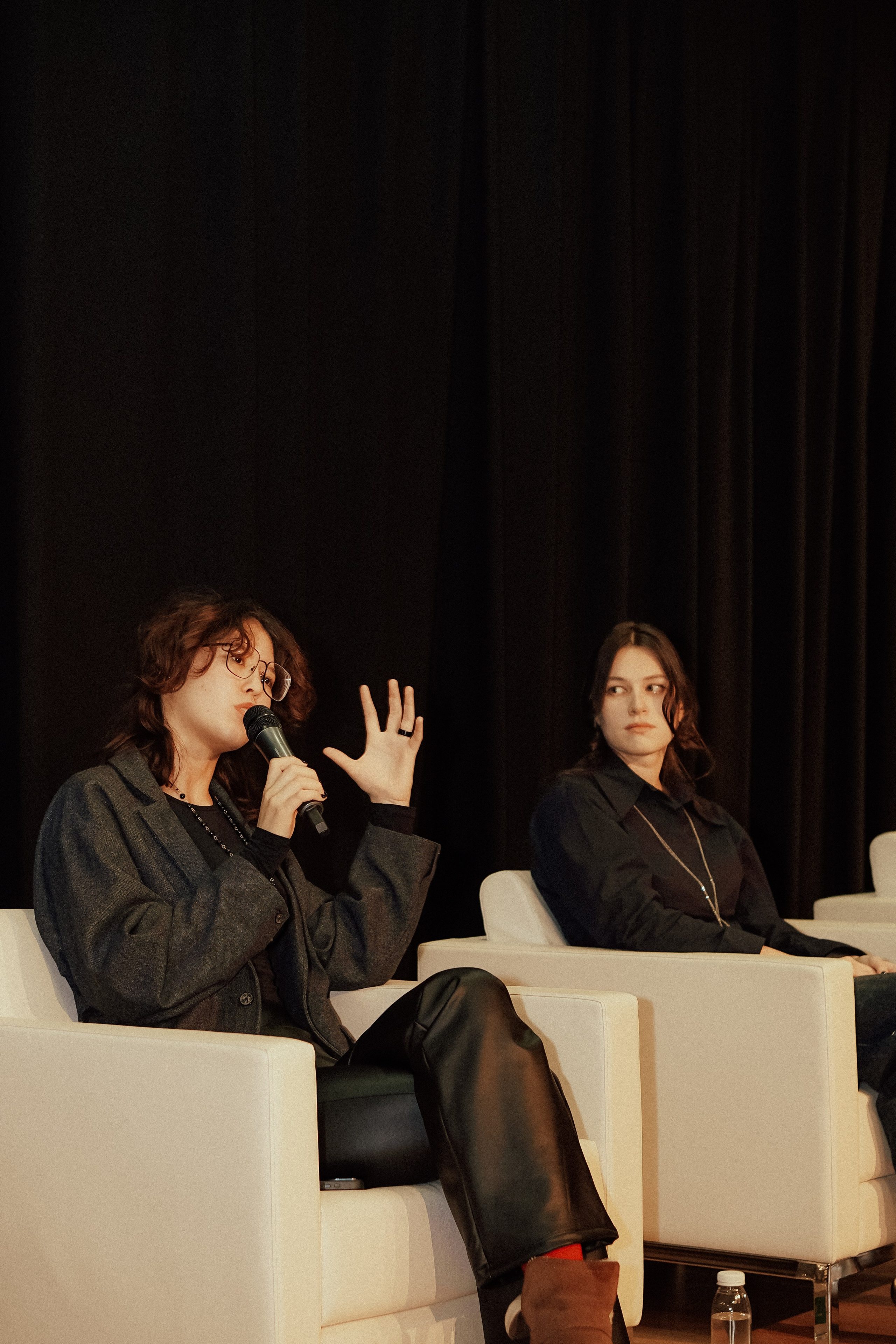 Казахстанские страницы (презентация книг). Крис Богомазова