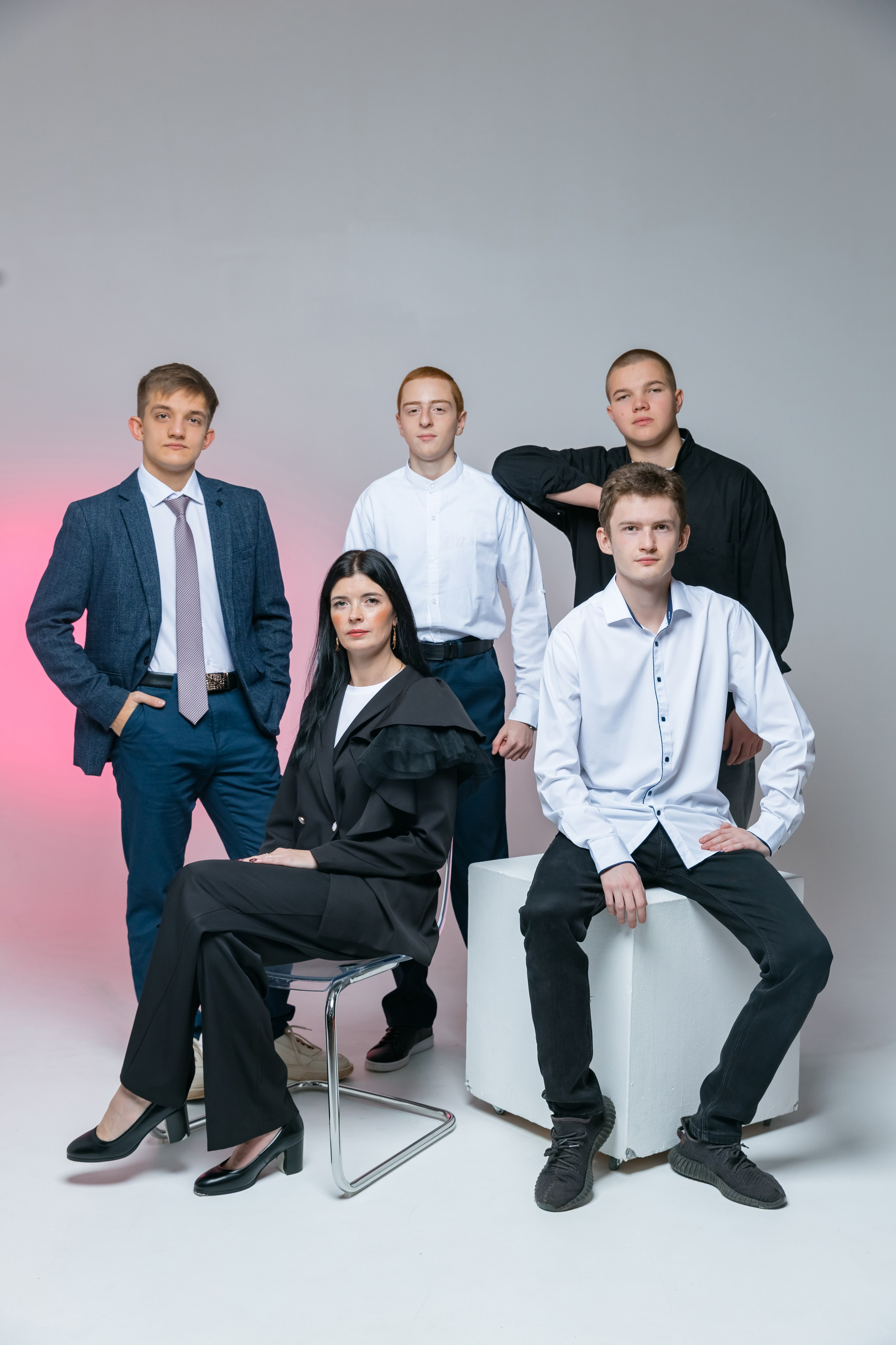 Позирование группы. Выпускные альбомы для детского сада и школы