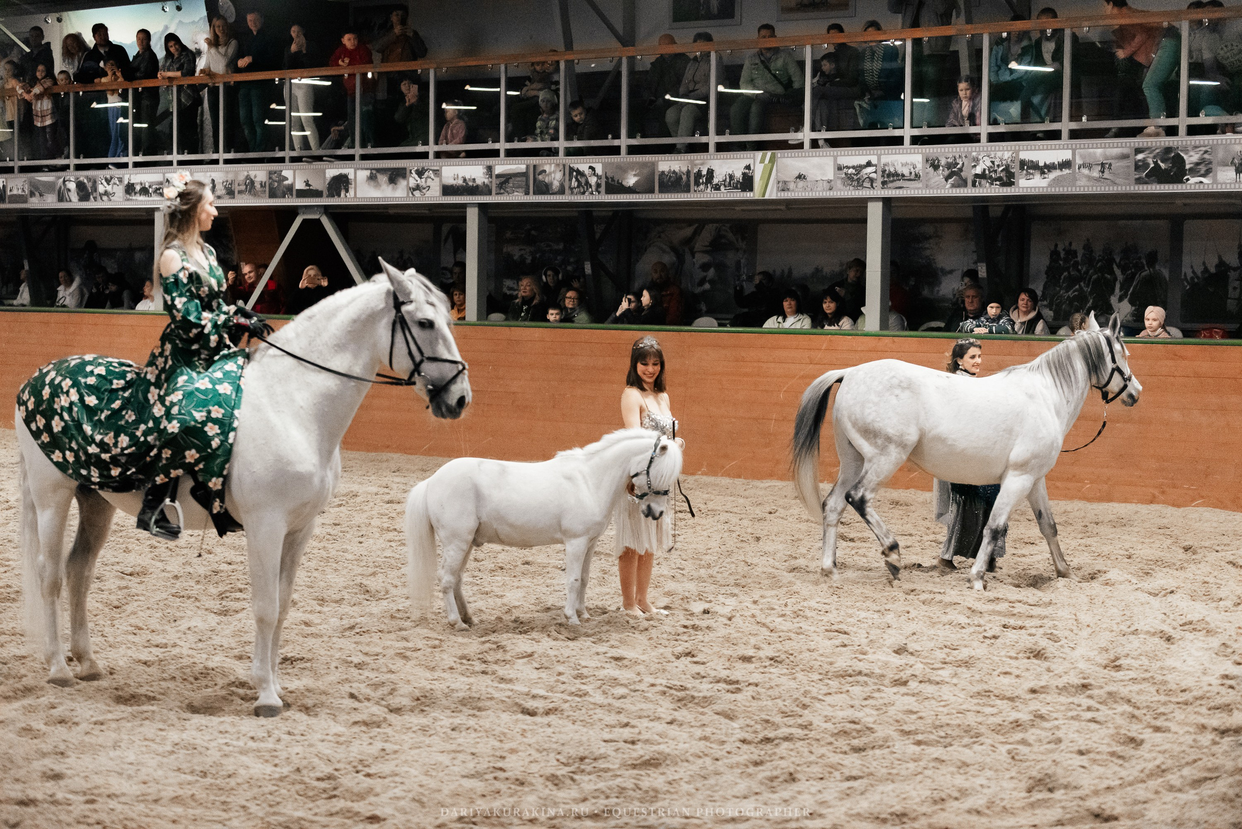 Конное представление «Дыхание Звёзд». Конный фотограф Куракина Дарья • Фотосессии с лошадьми