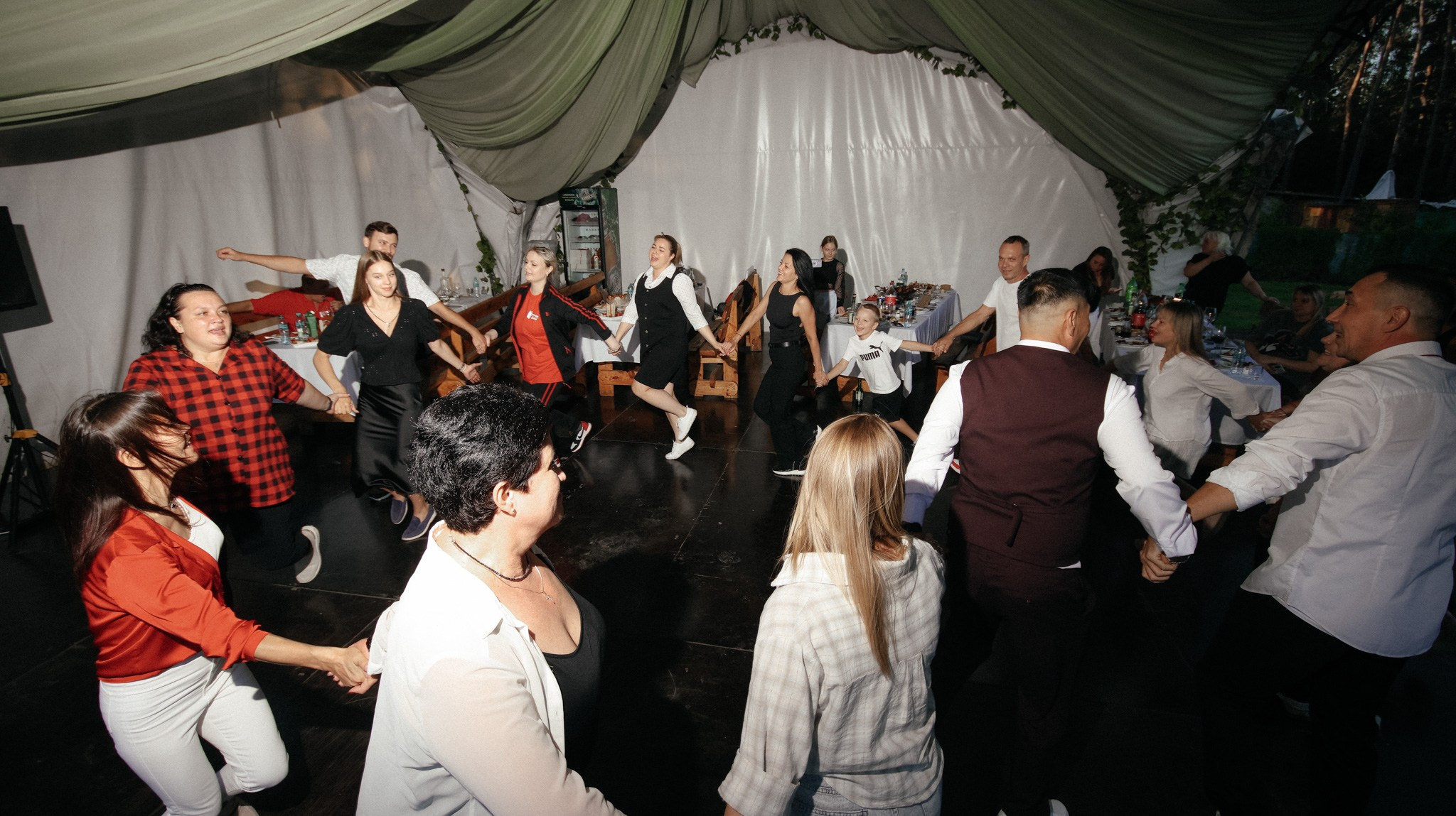 Фабрика Дверей. Свадебный и репортажный фотограф Дмитрий Кононенко