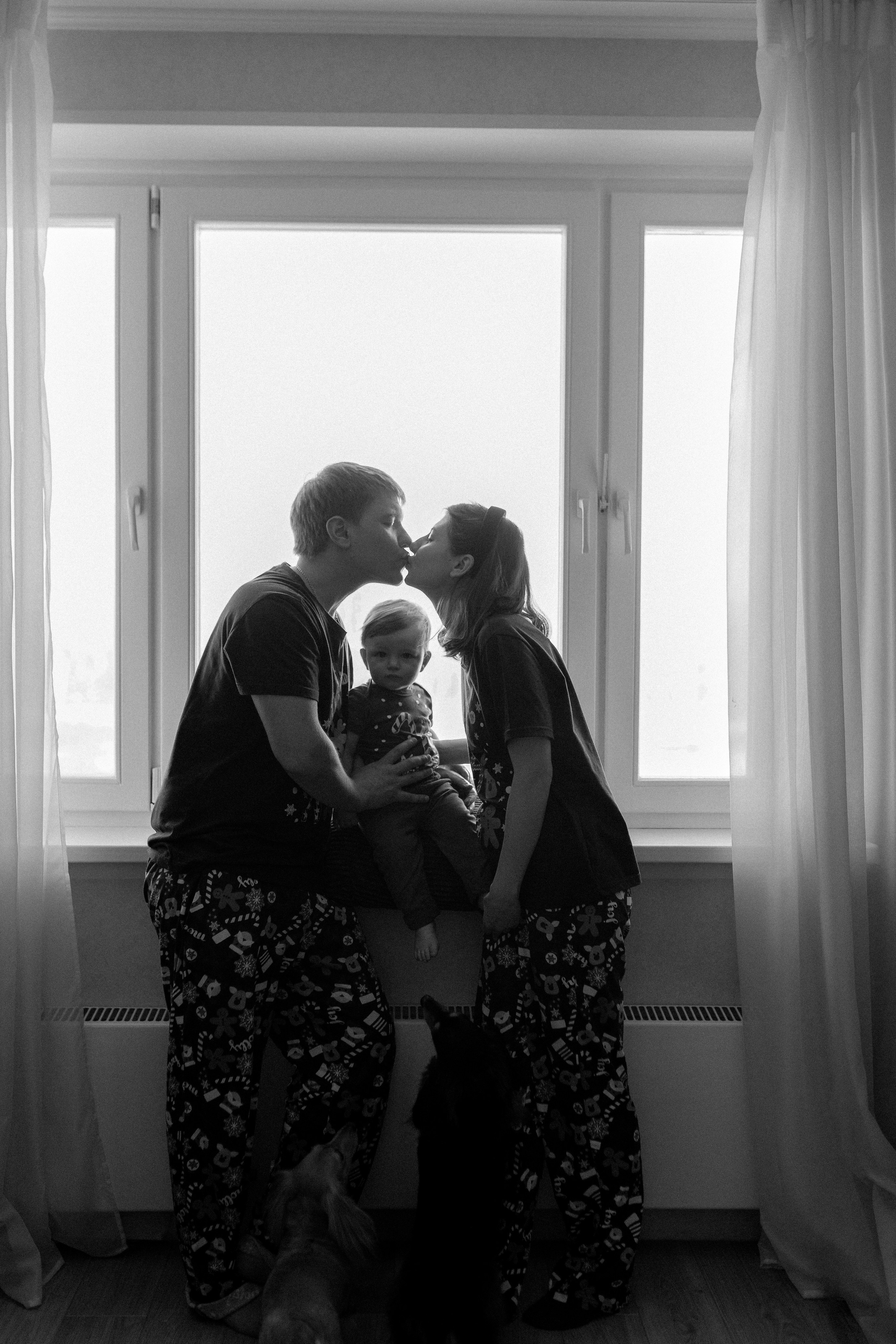 Даня, Алёна, Лёва и таксы. Настя Оленченко, портретный/семейный фотограф на цифру и плёнку Москва