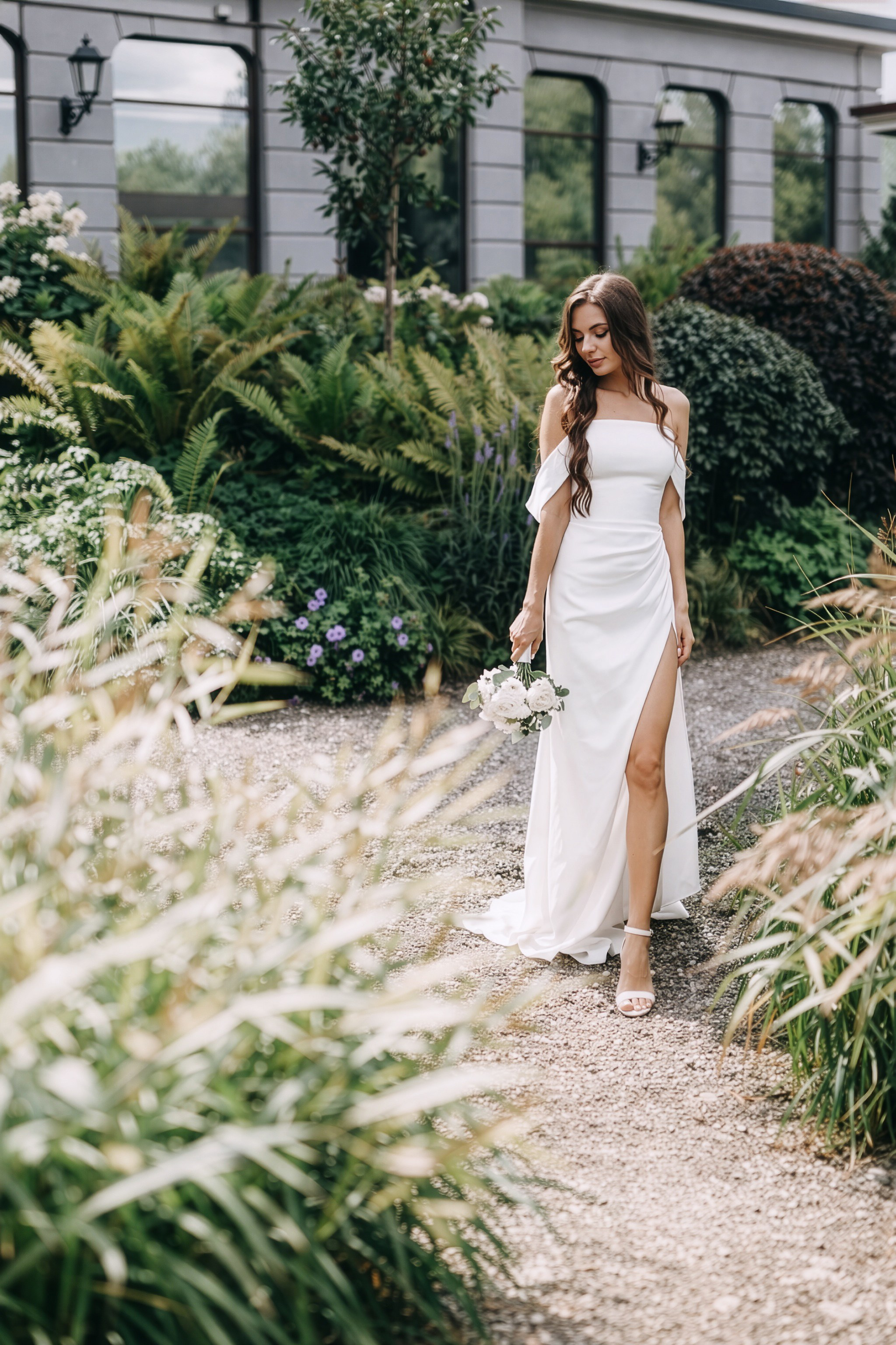 Свадебная прогулка в Екатеринбурге — Фотосессия Александра и Екатерины. Фотограф Дмитрий Судаков — Свадебная и репортажная съемка в Екатеринбурге и Москве