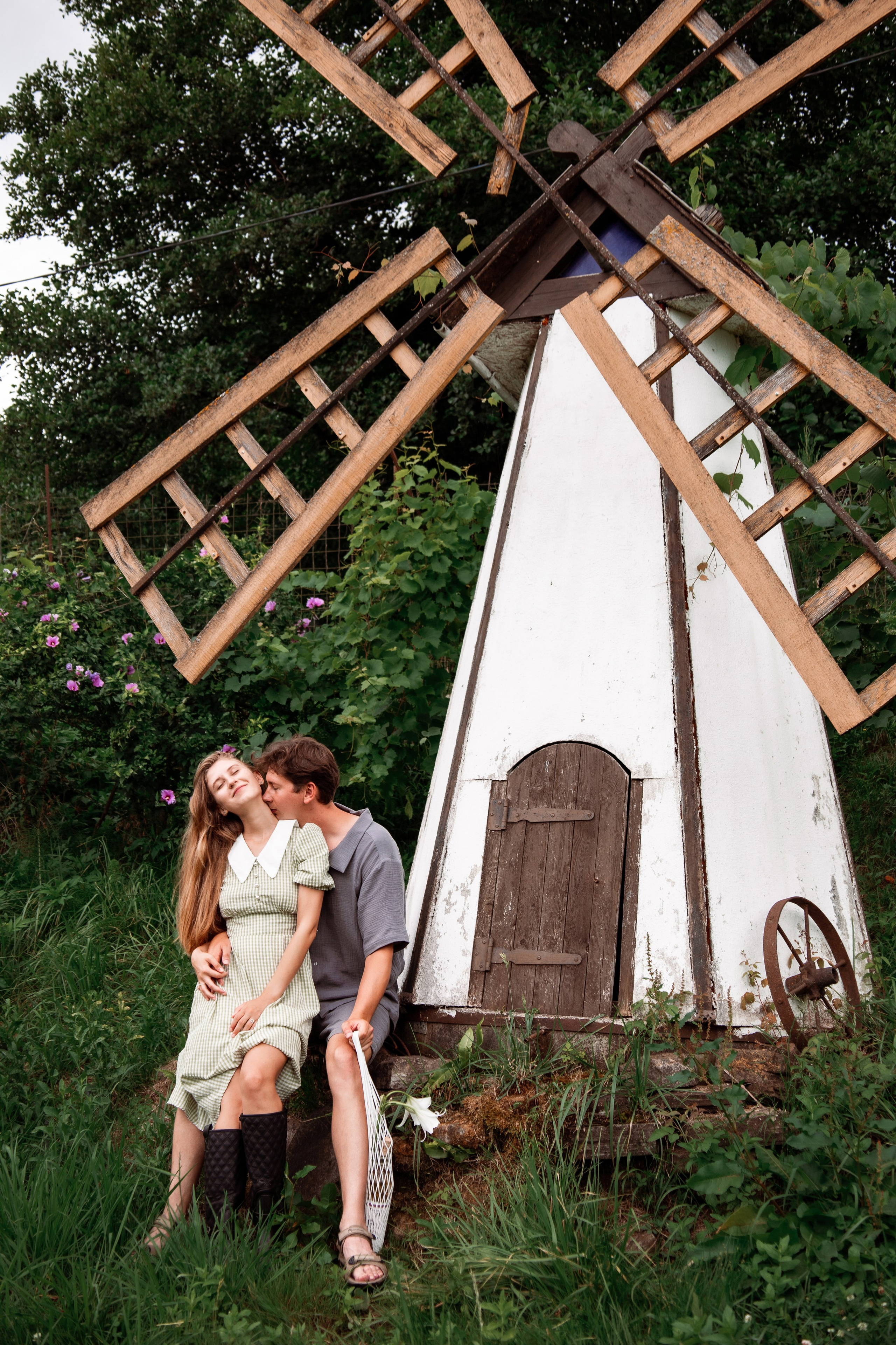 Свидание у пруда. Семейный и Свадебный фотограф в Сочи