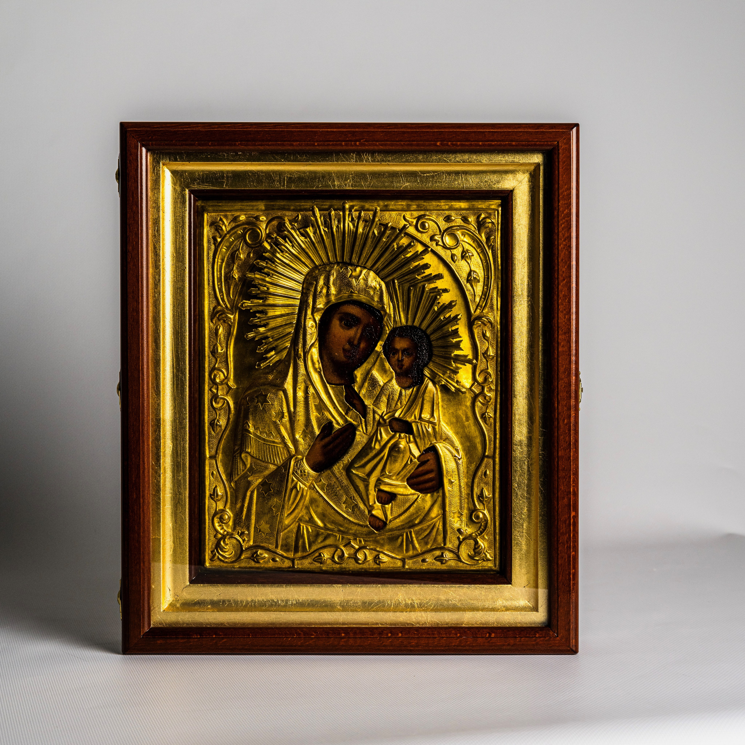 Эксклюзивные киоты для икон