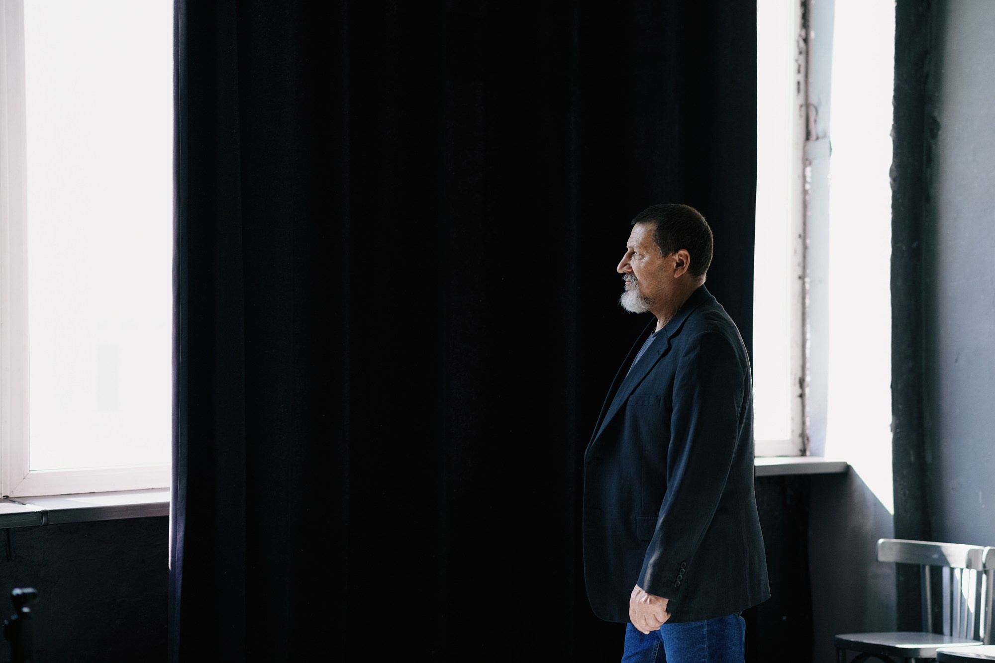 Фотосессия для папы в подарок: Мужской портрет в студии Тюмень. Портретный фотограф Тюмень Дарья Мустафина