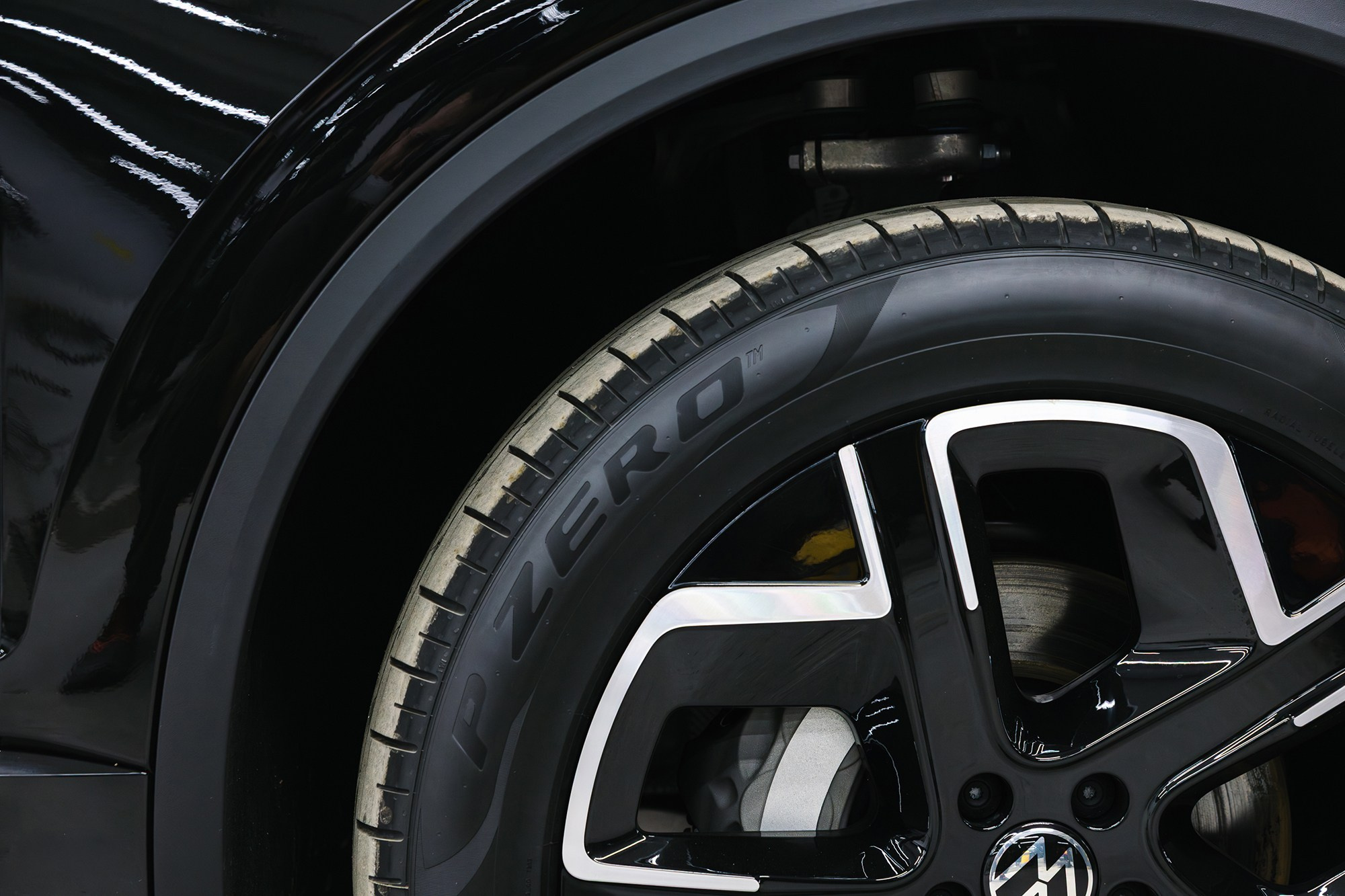 Volkswagen Touareg R-Line 3.0 TDI AT (286 л. с.) 2025. Автосалон «Х-Авто»