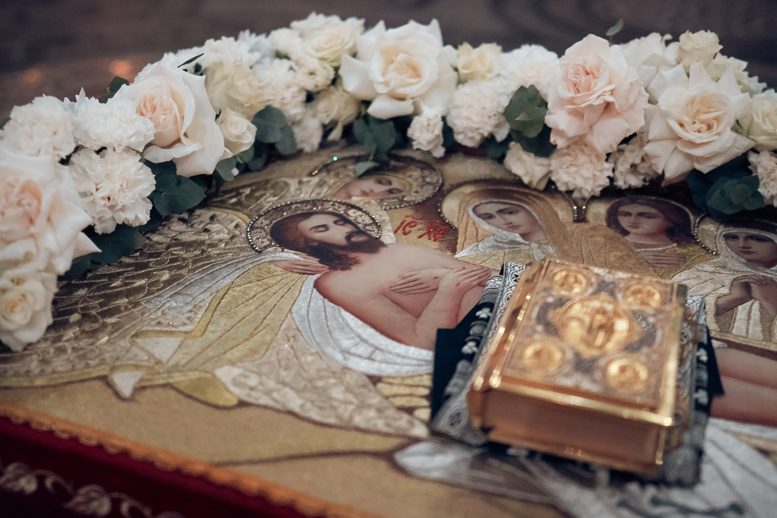 Богослужение Великой пятницы в Херсонесском монастыре Севастополь. Церковный фотограф Севастополь