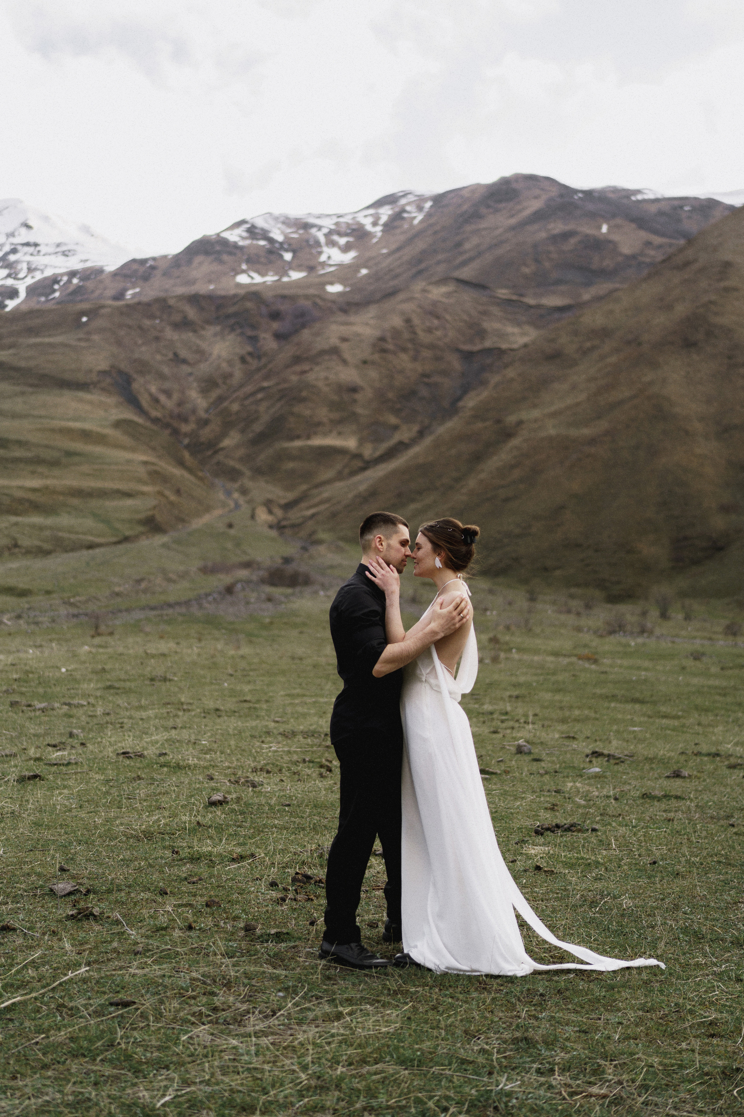 Казбеги: Александр и Тома. Свадебный и индивидуальный фотограф Татьяна Гуляева