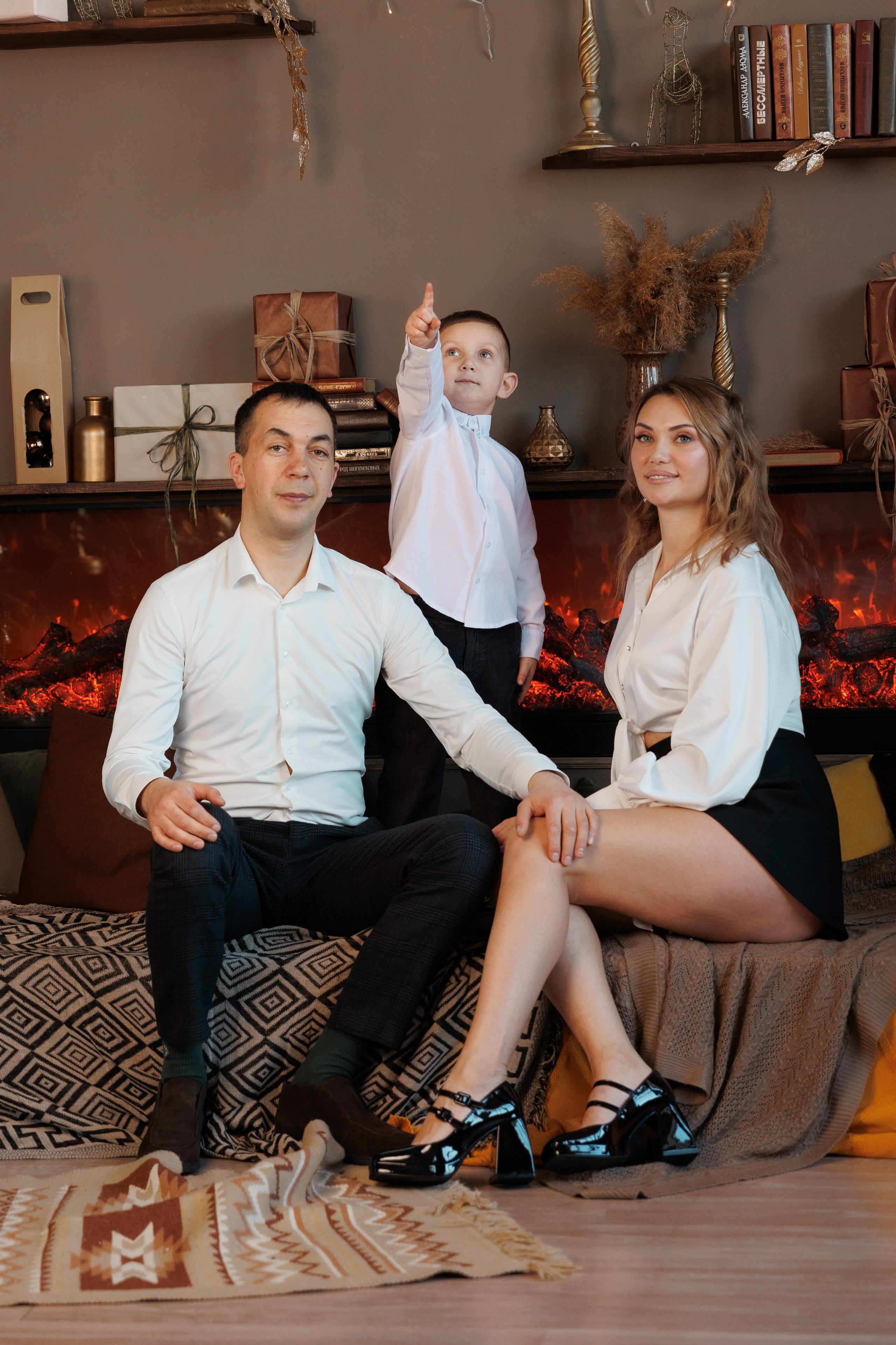 Татьяна с семьей. Фотограф женского портрета, беременности и материнства Харькова Елена