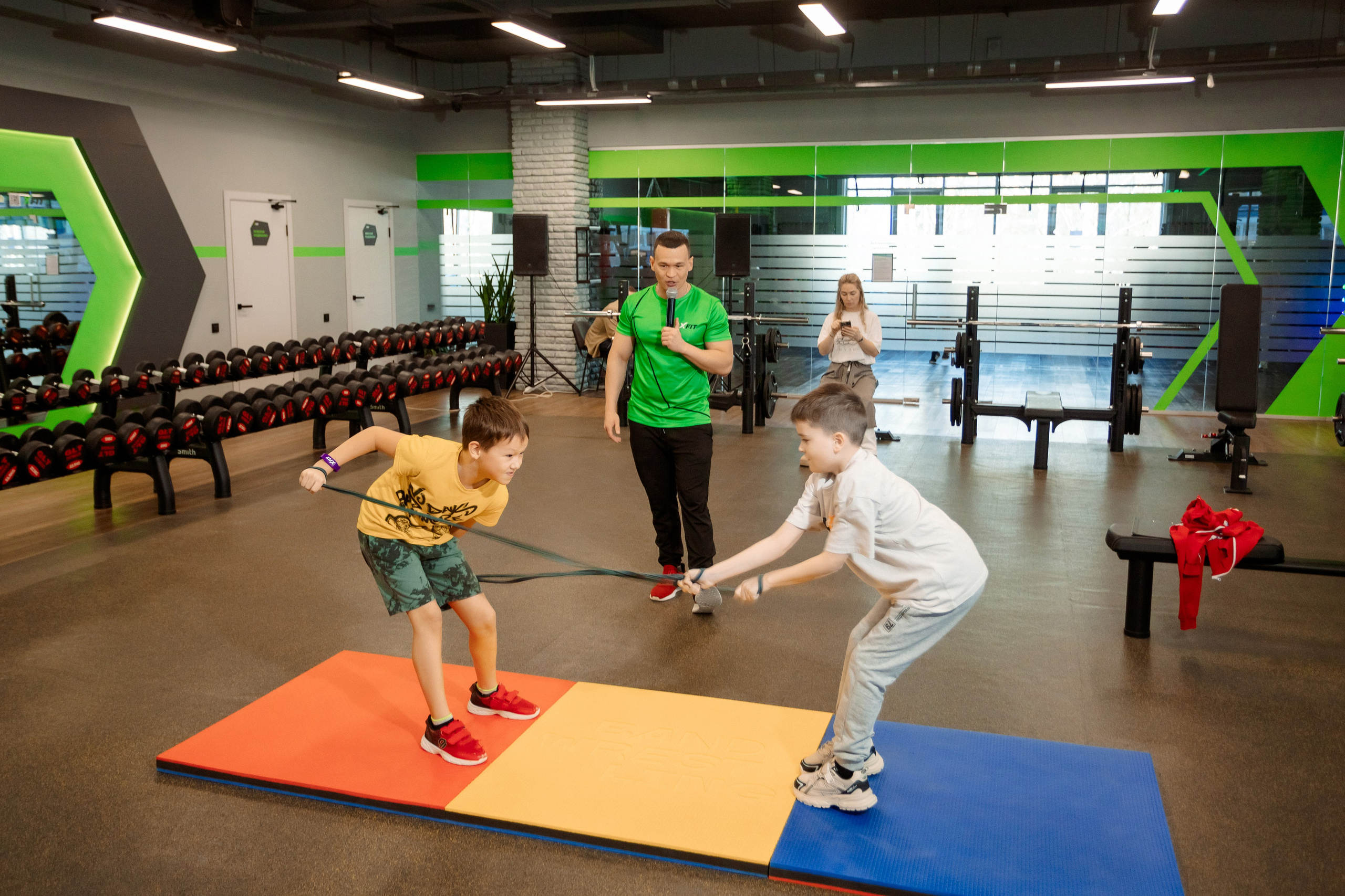 РЕПОРТАЖ: ФИТНЕСС-КЛУБ X-FIT. Профессиональный фотограф в Ижевске Леша Петров