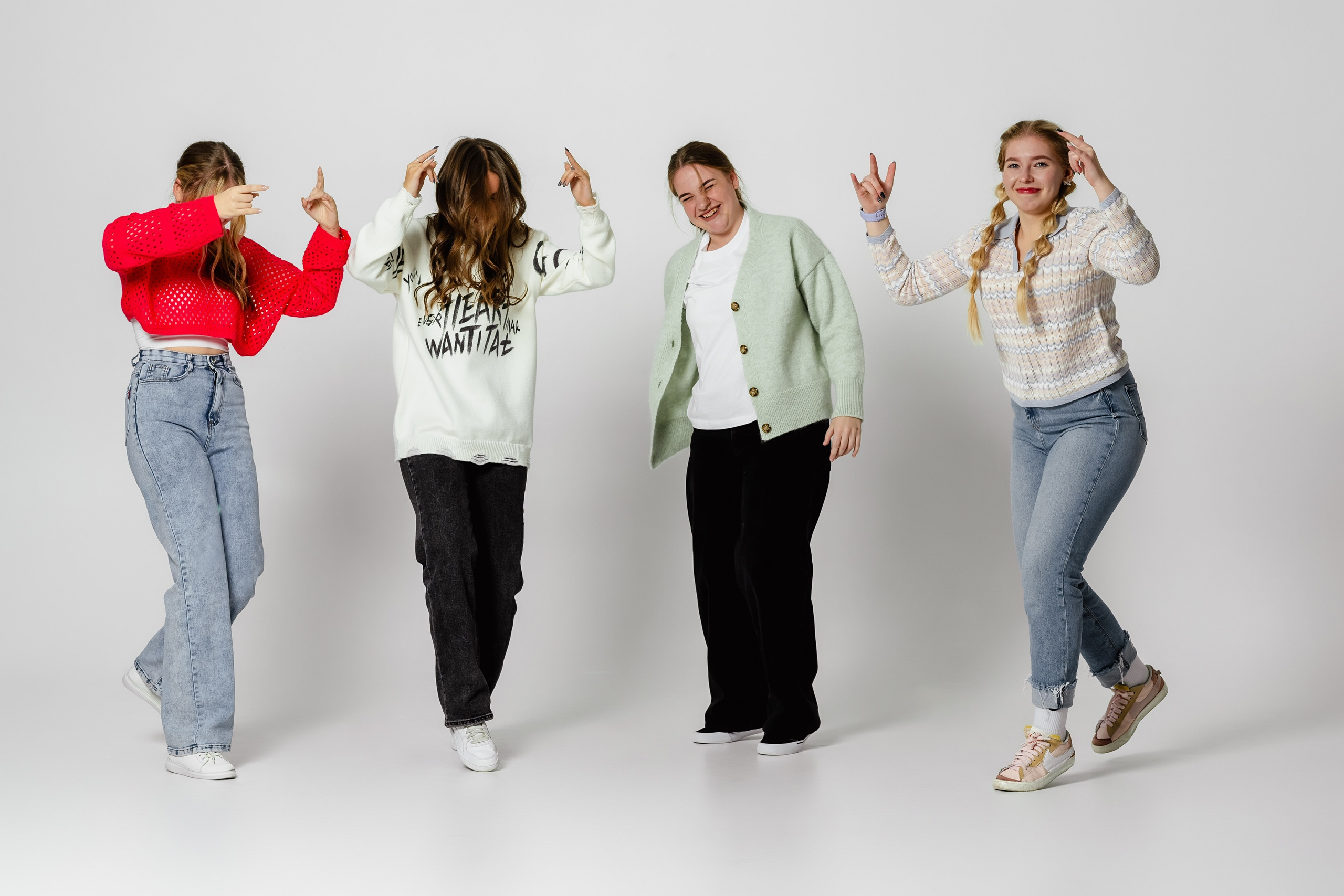 Выпускные альбомы старшеклассников. Дом детской фотографии Арсюткиной Наталии™