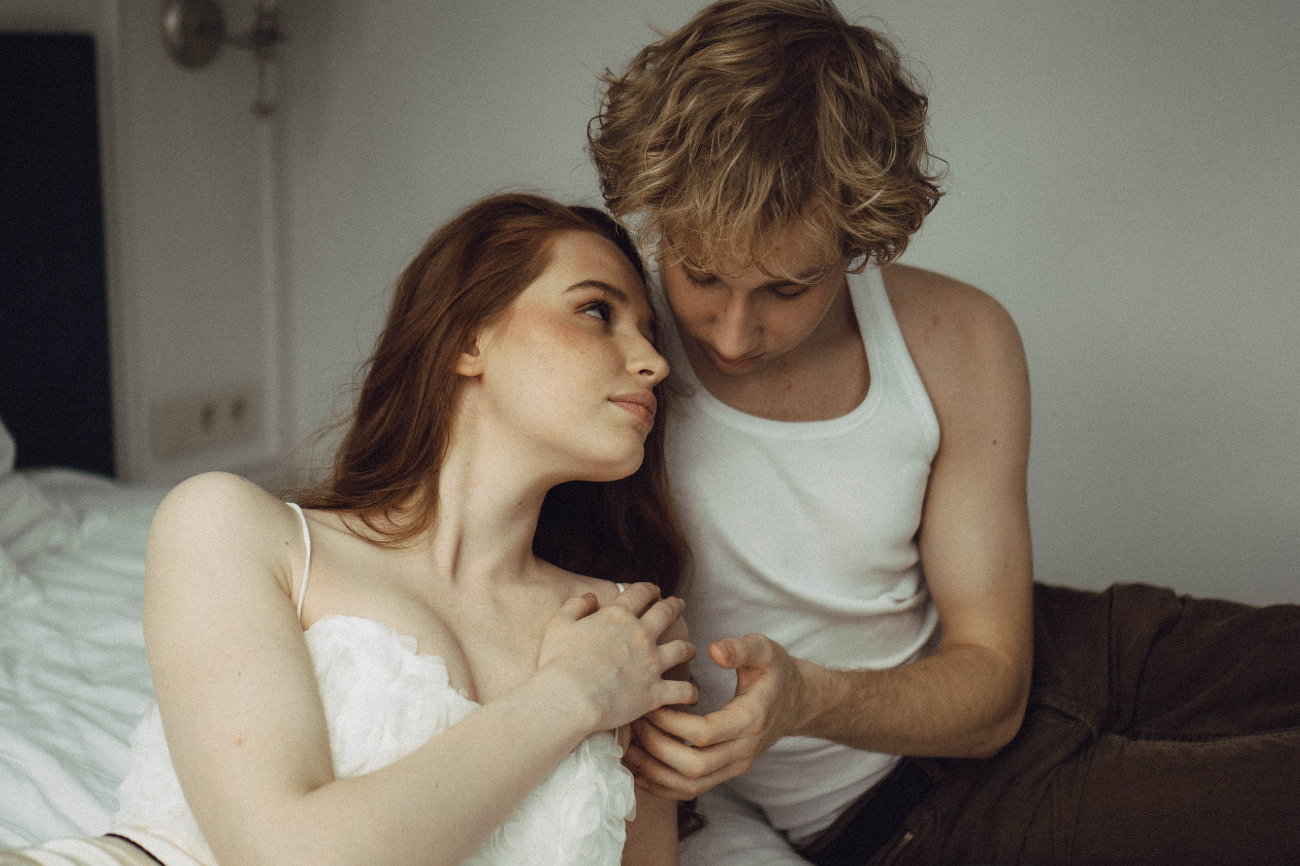 СВАДЕБНАЯ СЬЕМКА В ОТЕЛЕ. СБОРЫ ЖЕНИХА И НЕВЕСТЫ И ТАКЖЕ ТОР И ПОДГОТОВКА К ПРОГУЛКЕ. Профессиональный фотограф, Санкт-Петербург — Виктория Богомолова