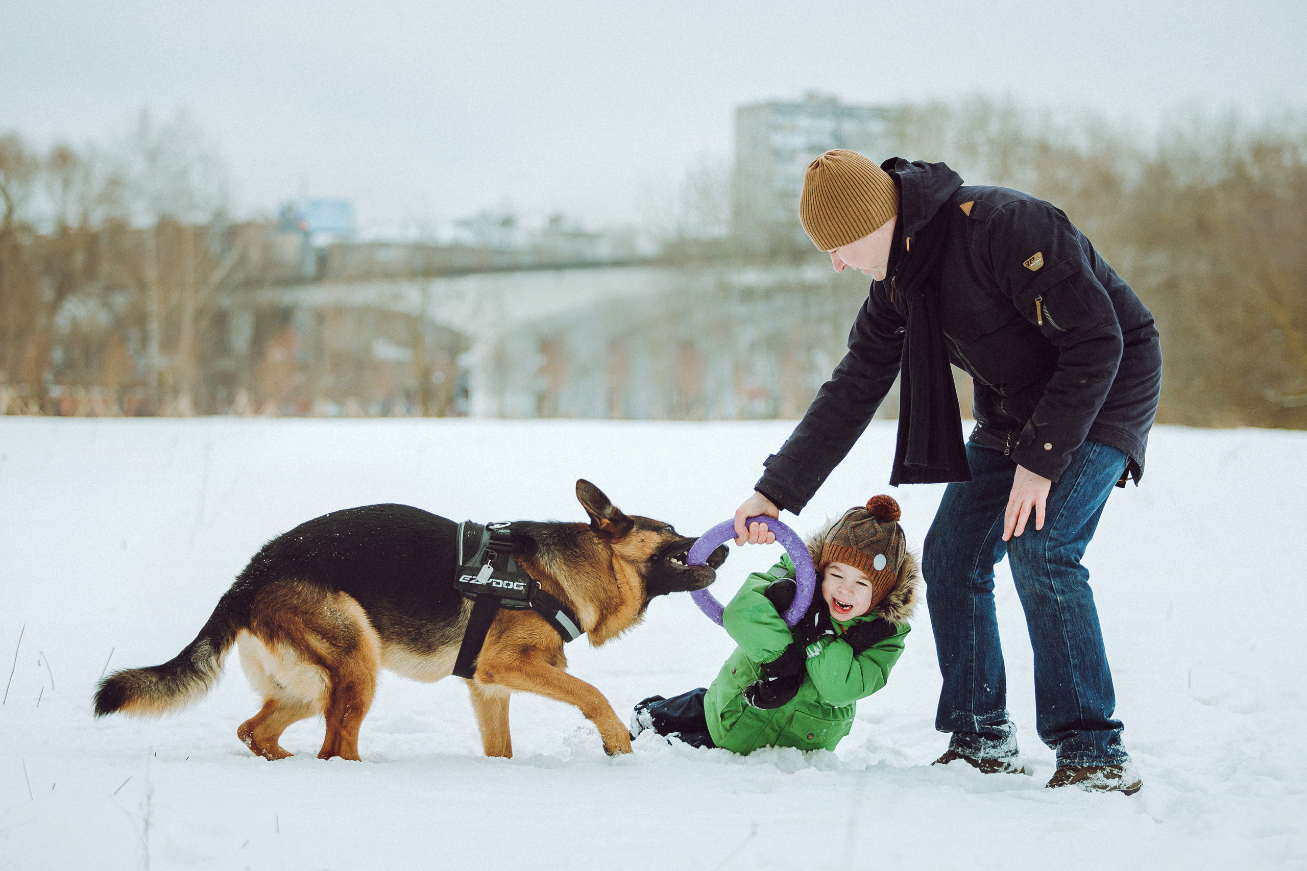 Джим, Лила и их семья