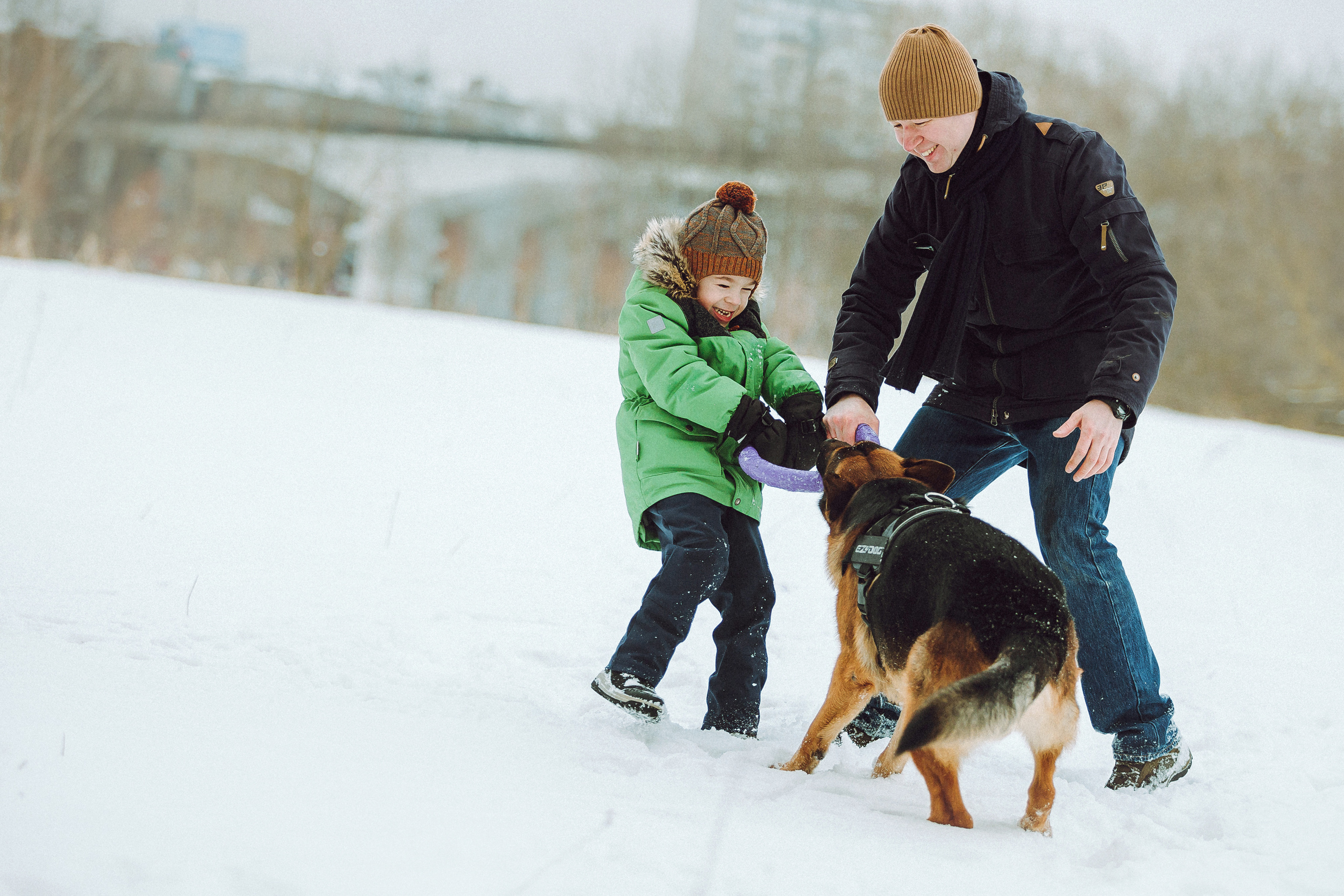 Джим, Лила и их семья