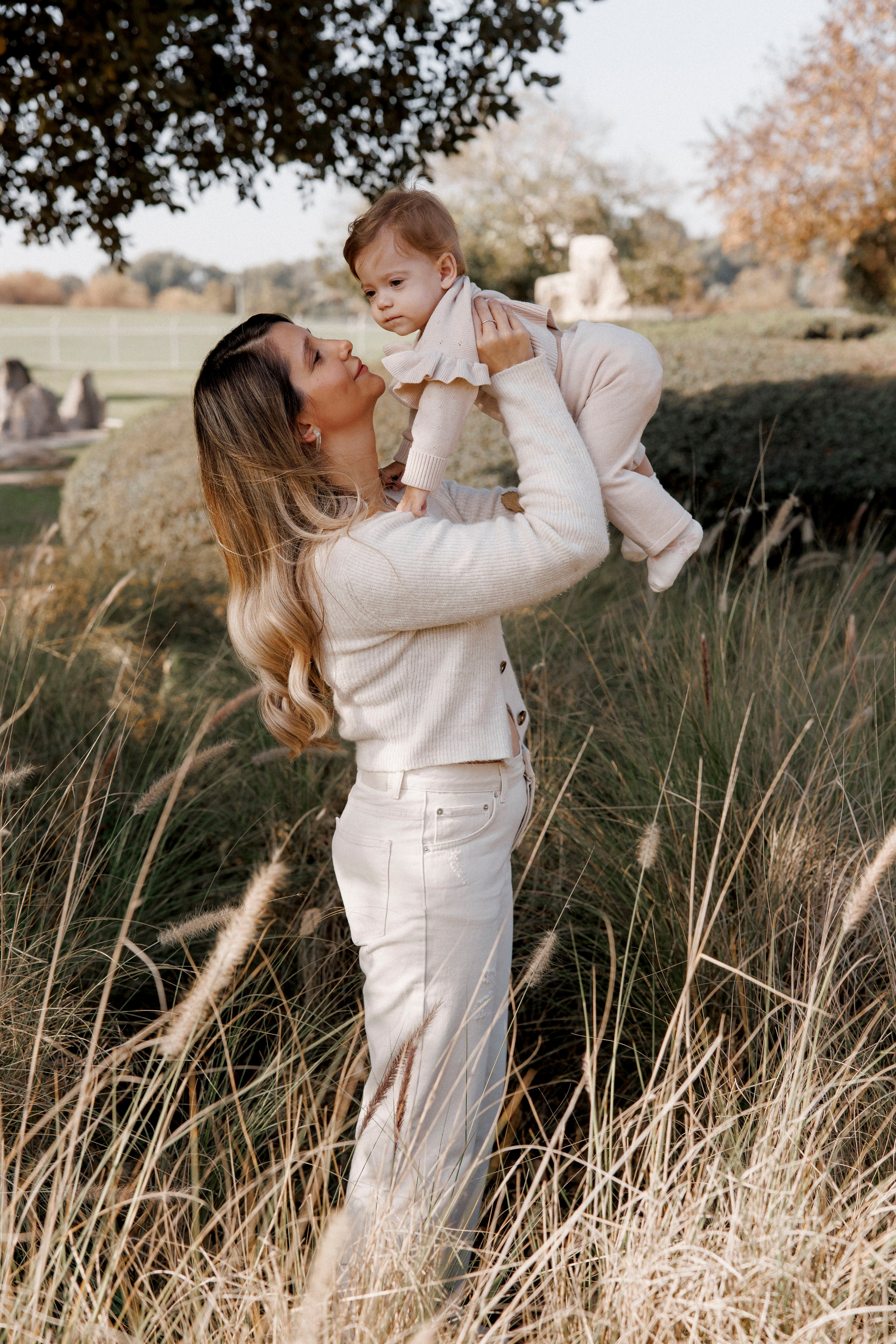 First year photoshoot inside the park (early morning). Главная