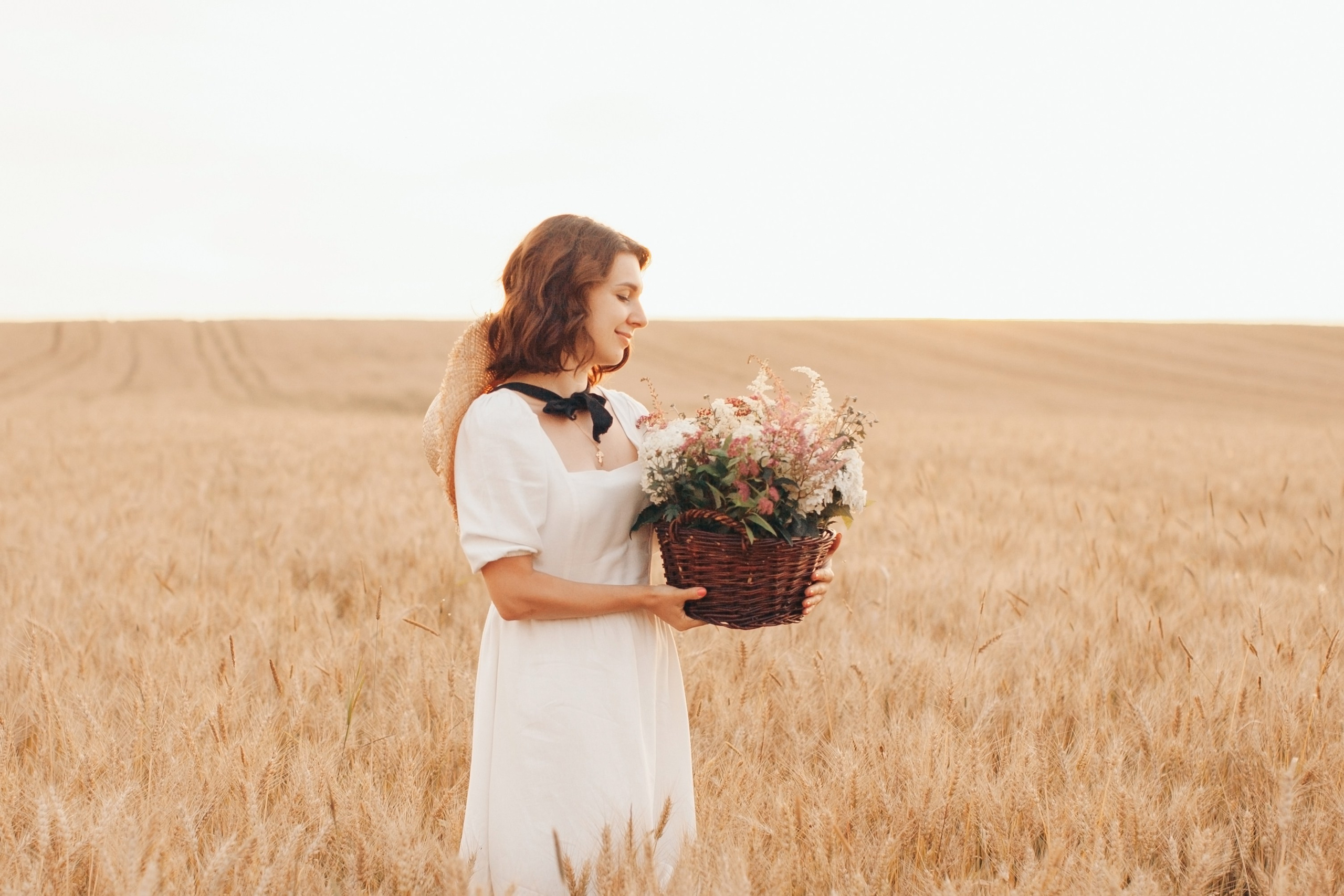 Семейная фотосессия в поле на закате. Фотограф Ольга Ефремова