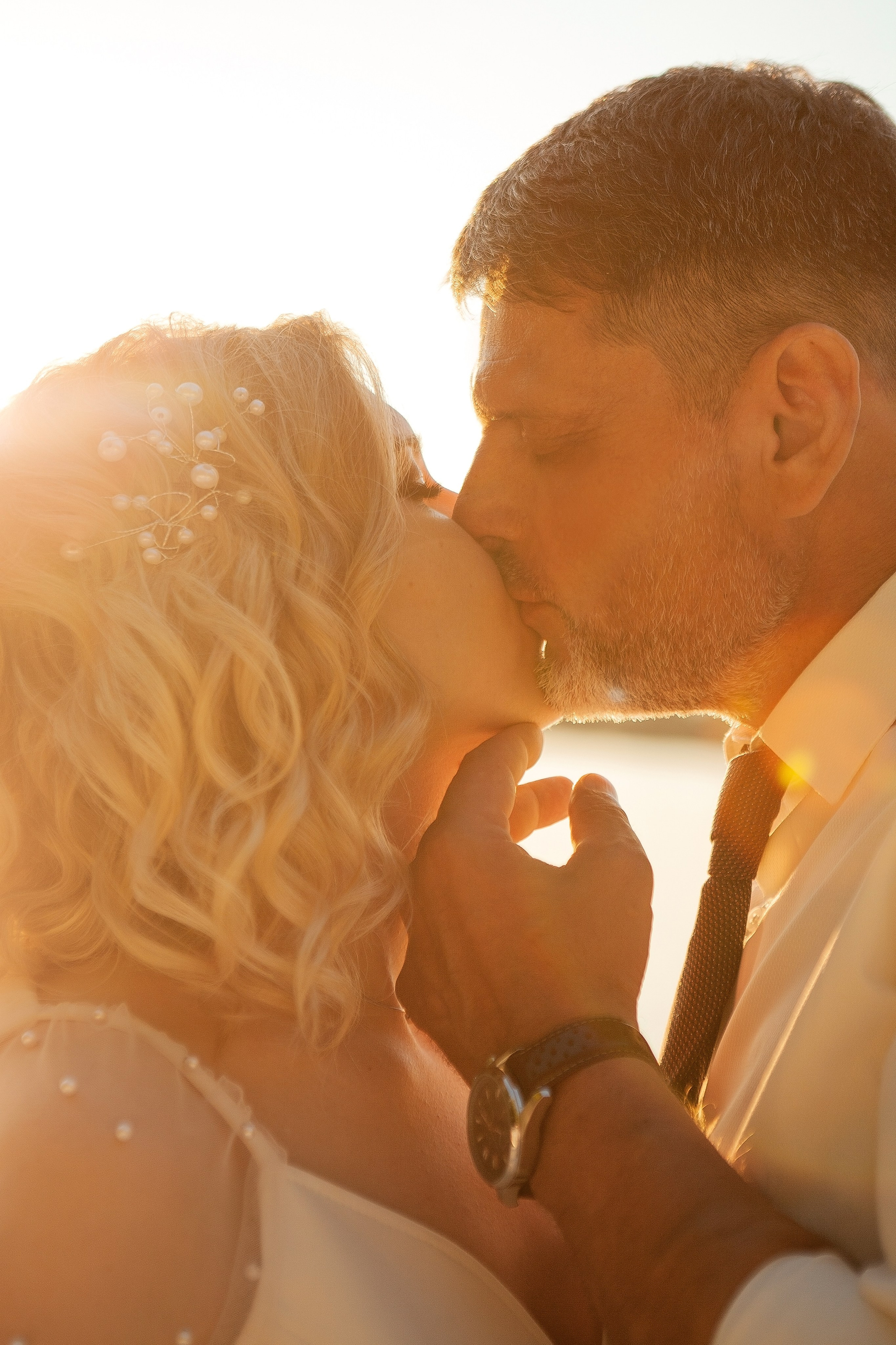 Фотосессия молодоженов на пляже Рублево. Фотограф Ольга Ефремова