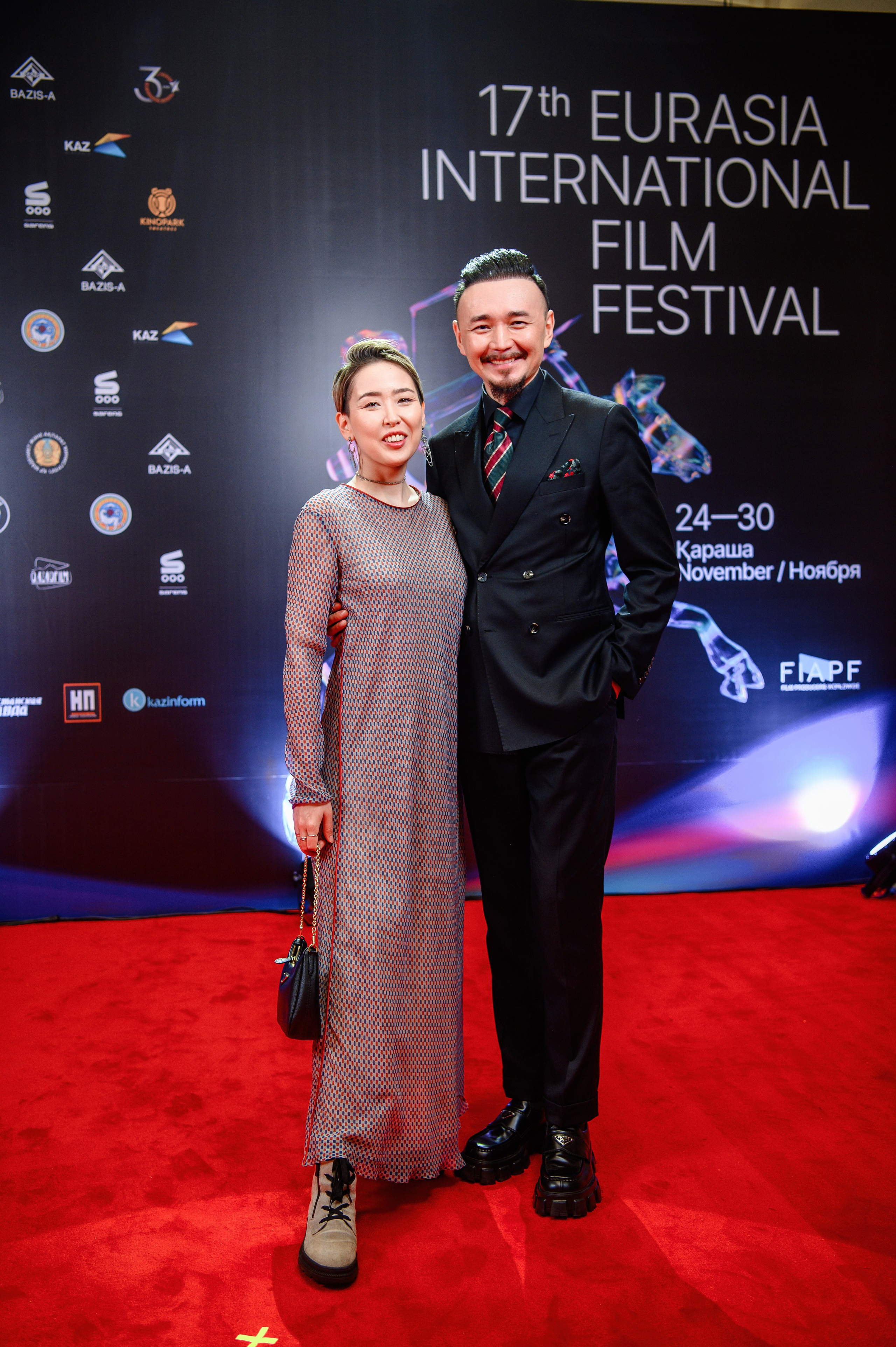 Концерты. Фестивали. Елена Северина фотограф, Алматы: репортаж (спорт, концерты, конференции), предметная и фуд-съёмка, портреты, каталоги, фэшн, ретушь