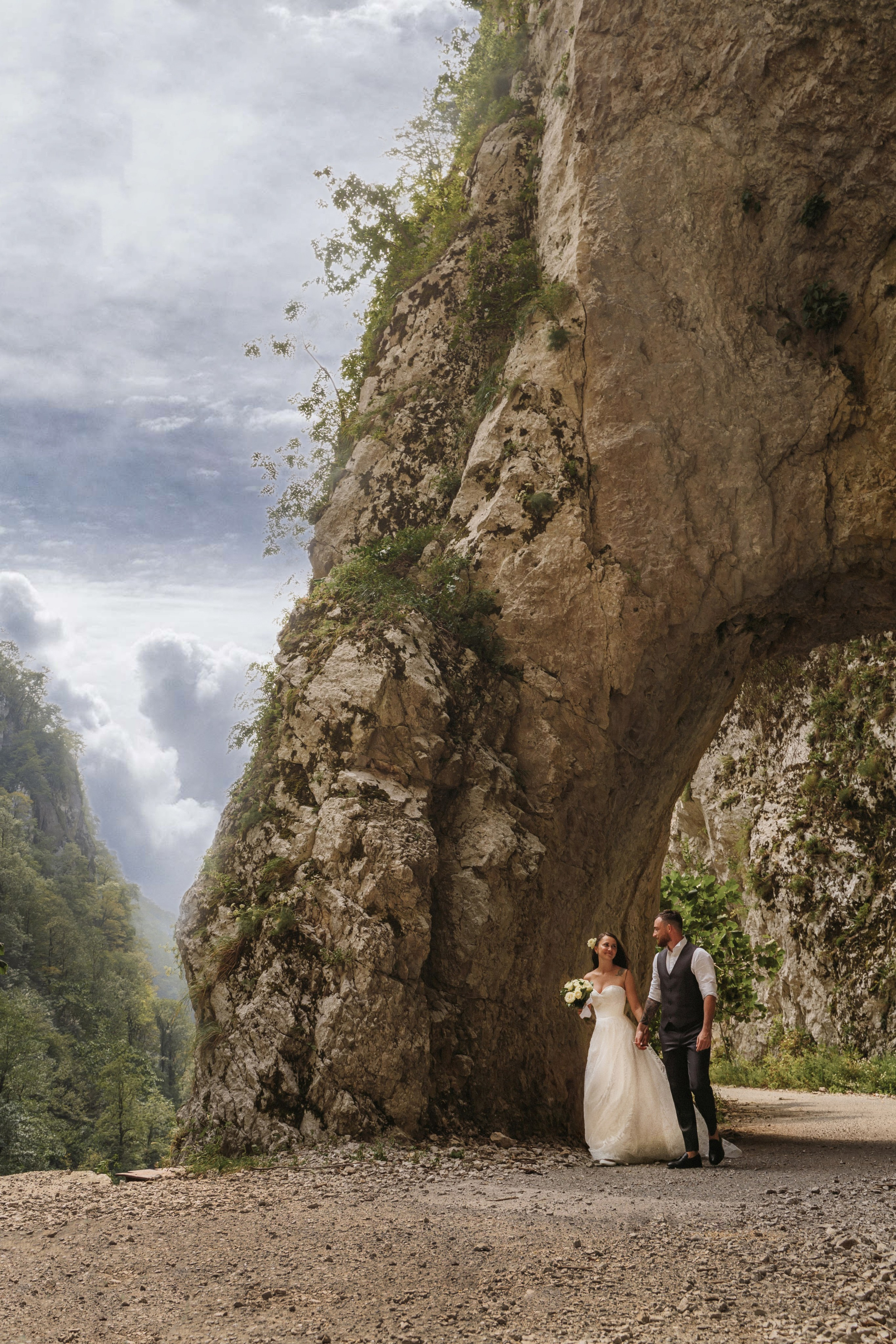Свадебная фотосессия на море и в горах в Сочи. Алина Бернд — свадебный и индивидуальный фотограф в Сочи и Адлере