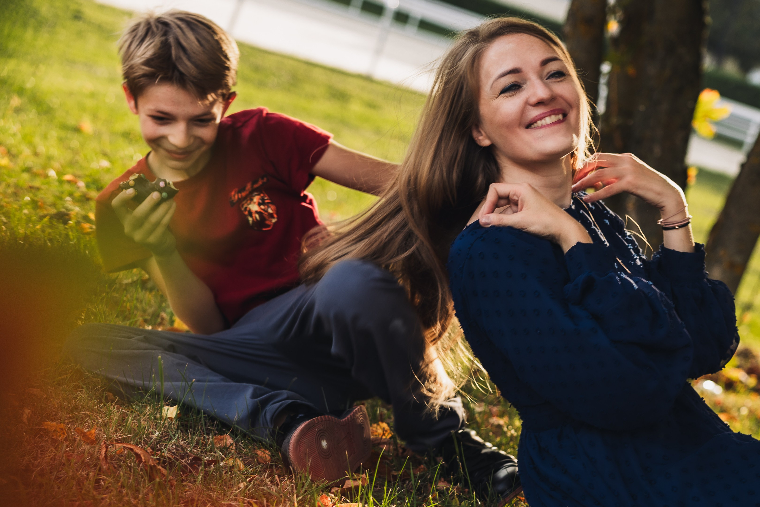 Вечерняя семейная фотосессия в парке. Свадебный и семейный фотограф в Москве Красинская Мария