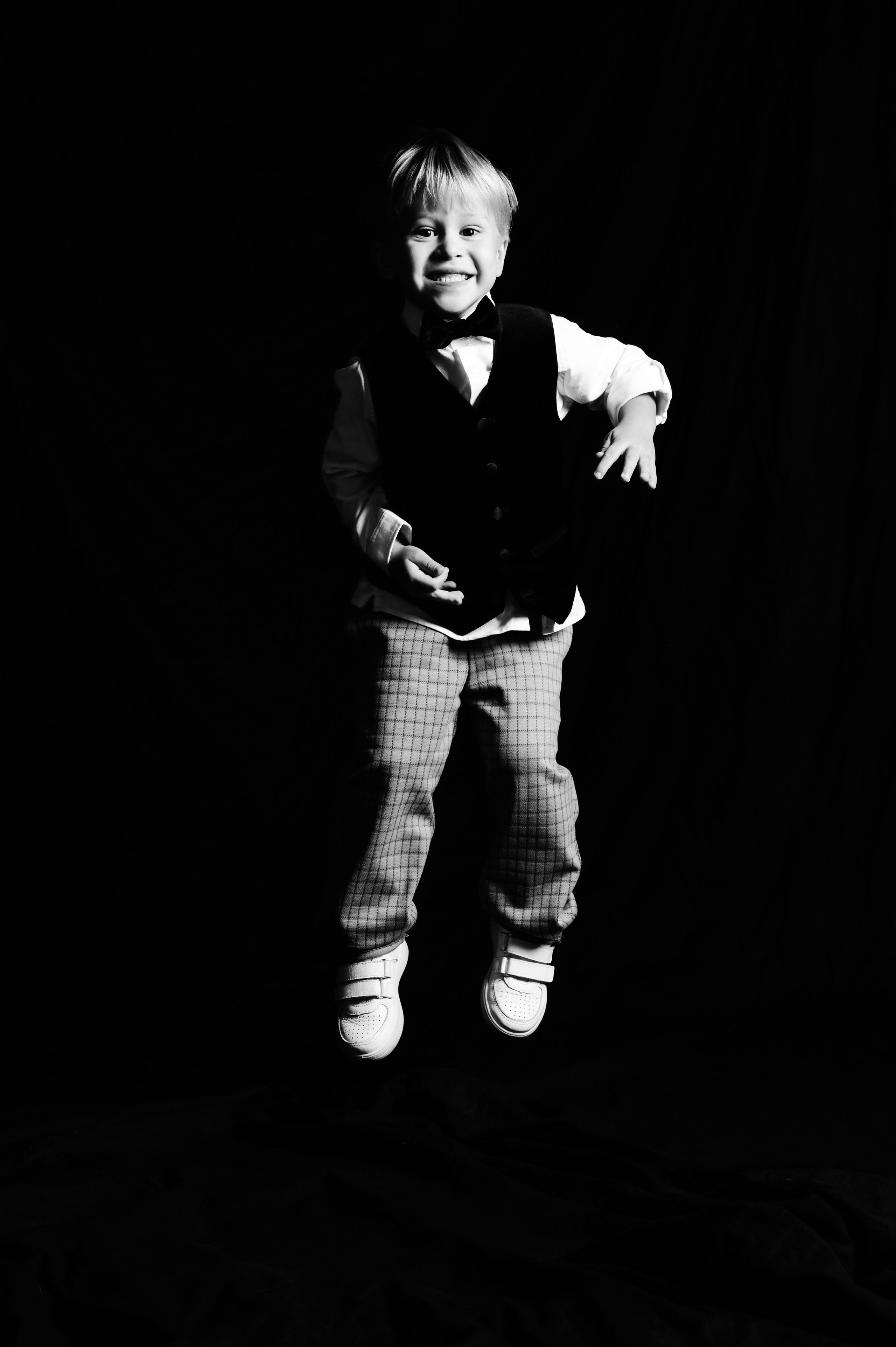 Семейная фотосессия в Санкт-Петербурге от Маргариты Ивановой — душевные кадры с детьми и родителями, помощь в подборе образов, стилист, виза. Профессиональный фотограф беременности в СПБ. Стильные фотосессии беременности в стиле минимализм и классическая фотография