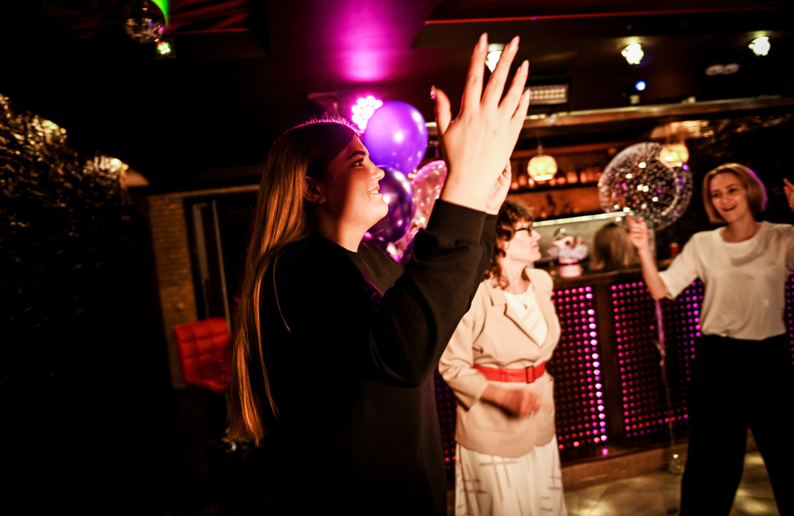 День рождения. Свадебный, семейный, детский, контент фотограф в Омске Максим Ильин