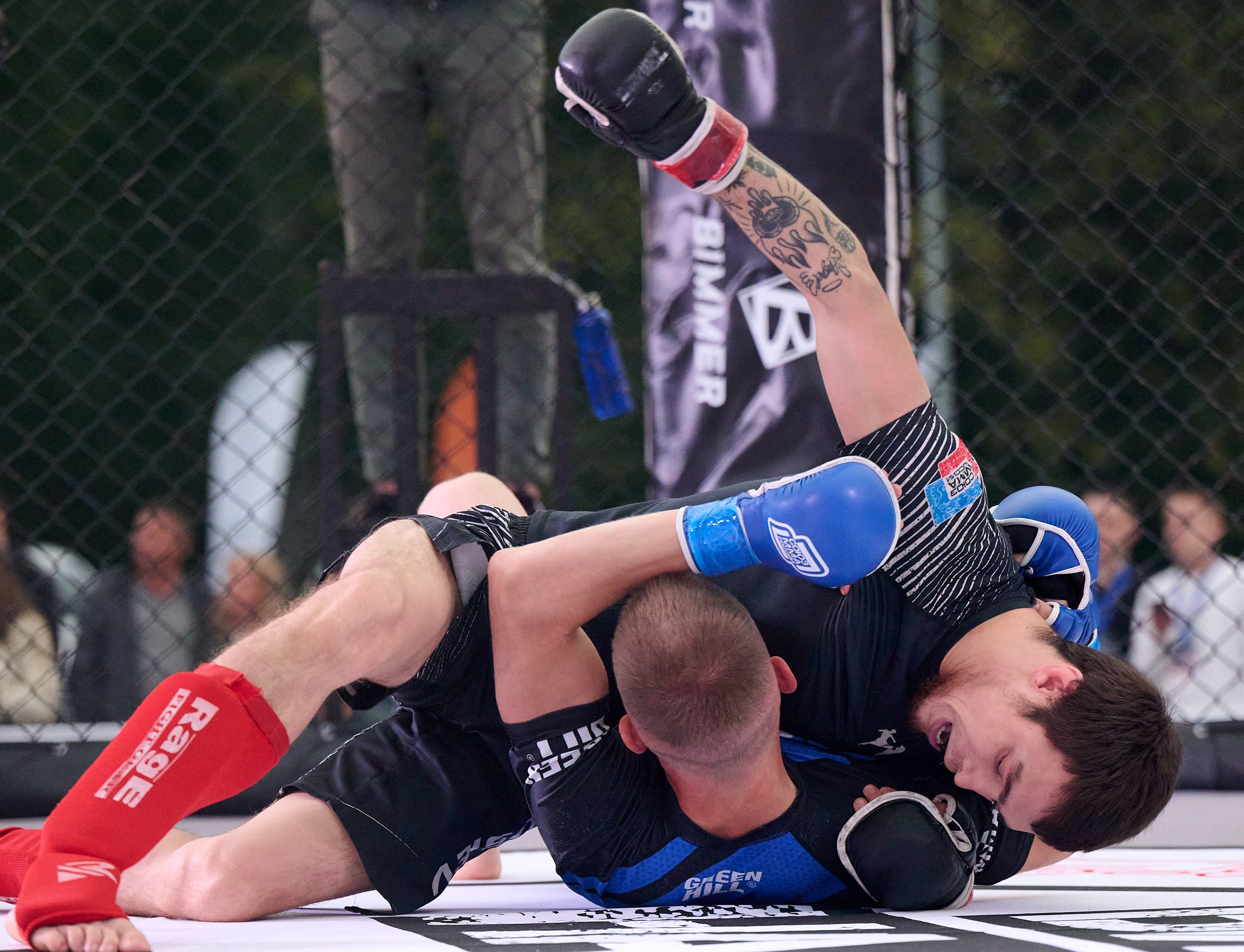 ММА. Битва на Иже-4. Спортивный репортажный фотограф в Ижевске Сергей Мерзляков