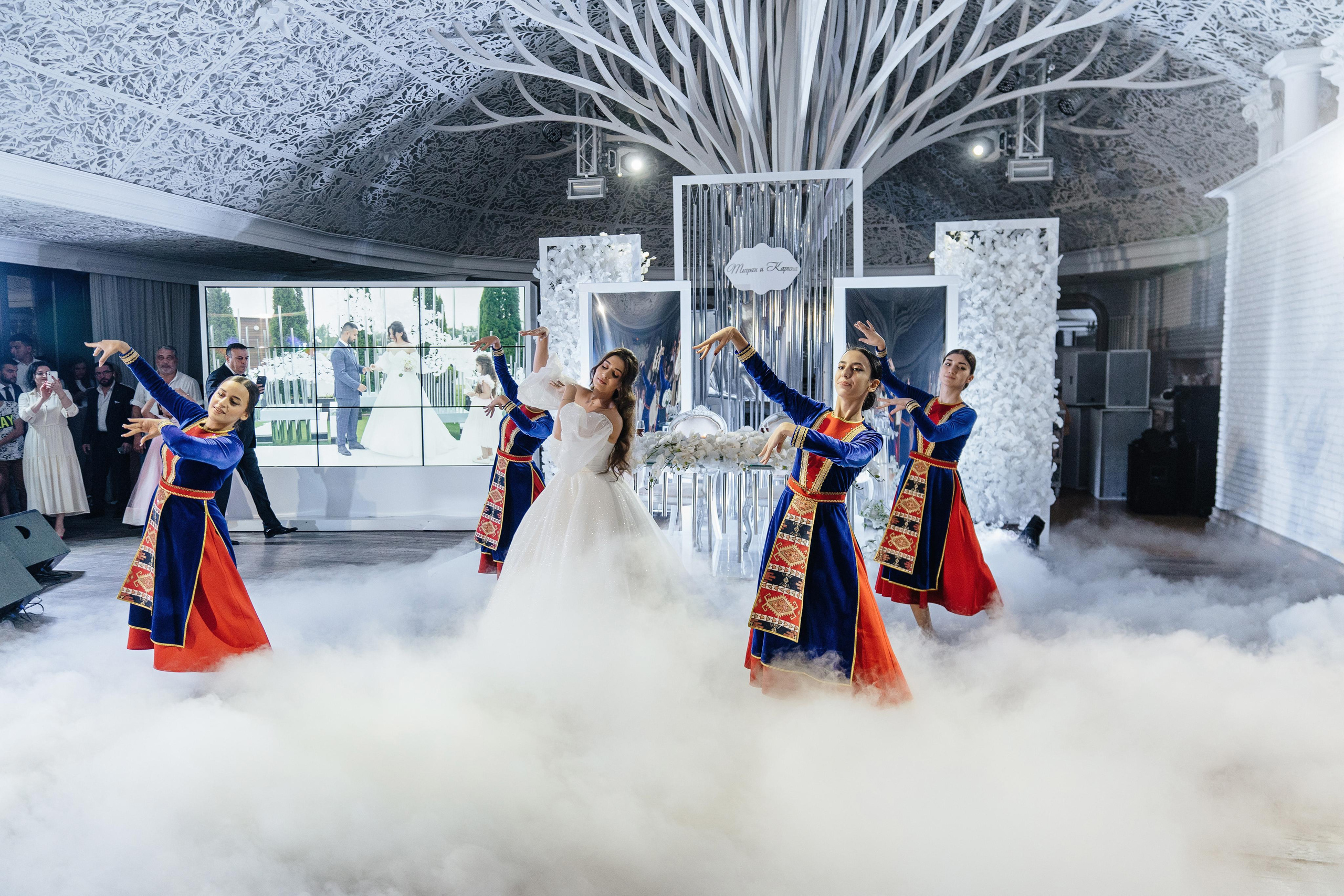 Тигран и Карина. Фотограф Ян Сылка