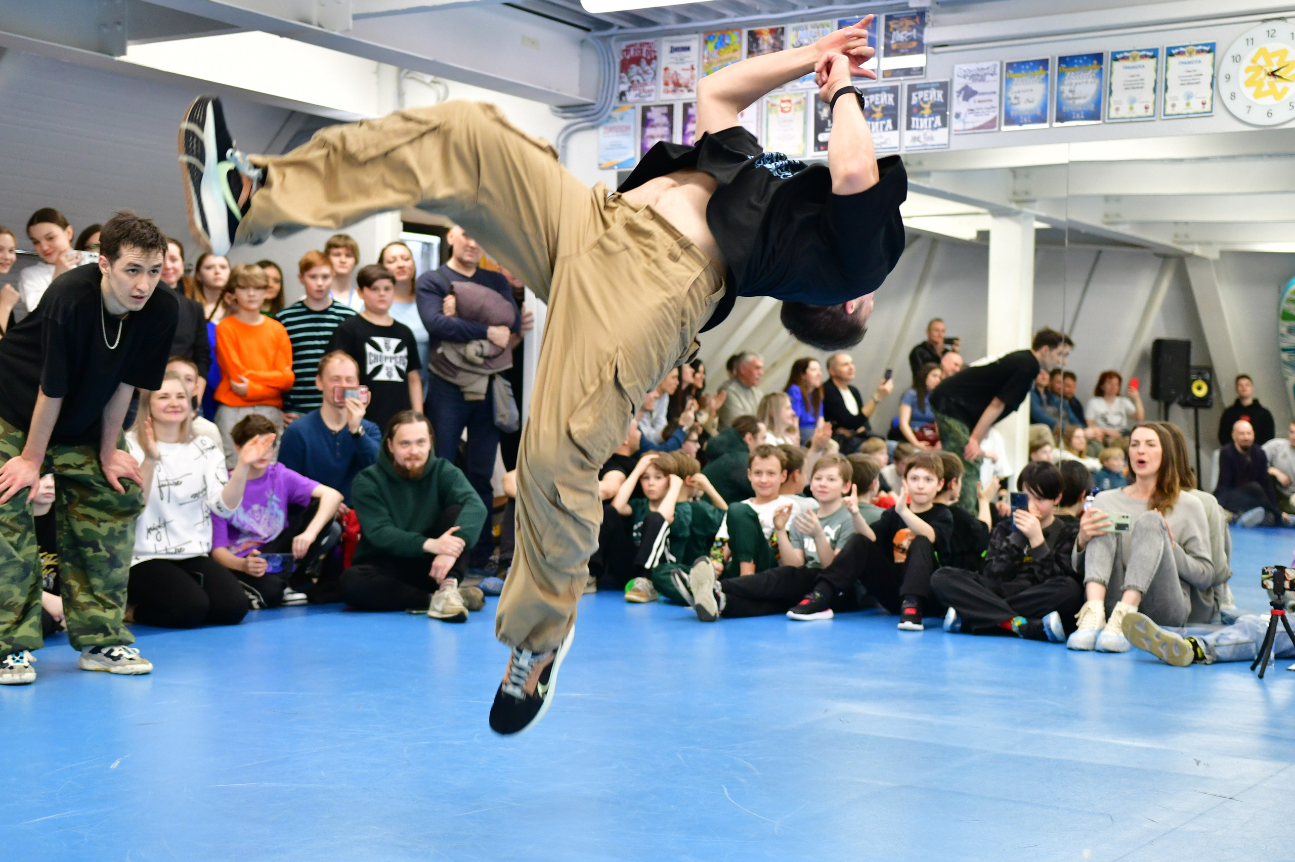 Брейк-данс. Фото детских спортивных мероприятий и всякое интересное через объектив