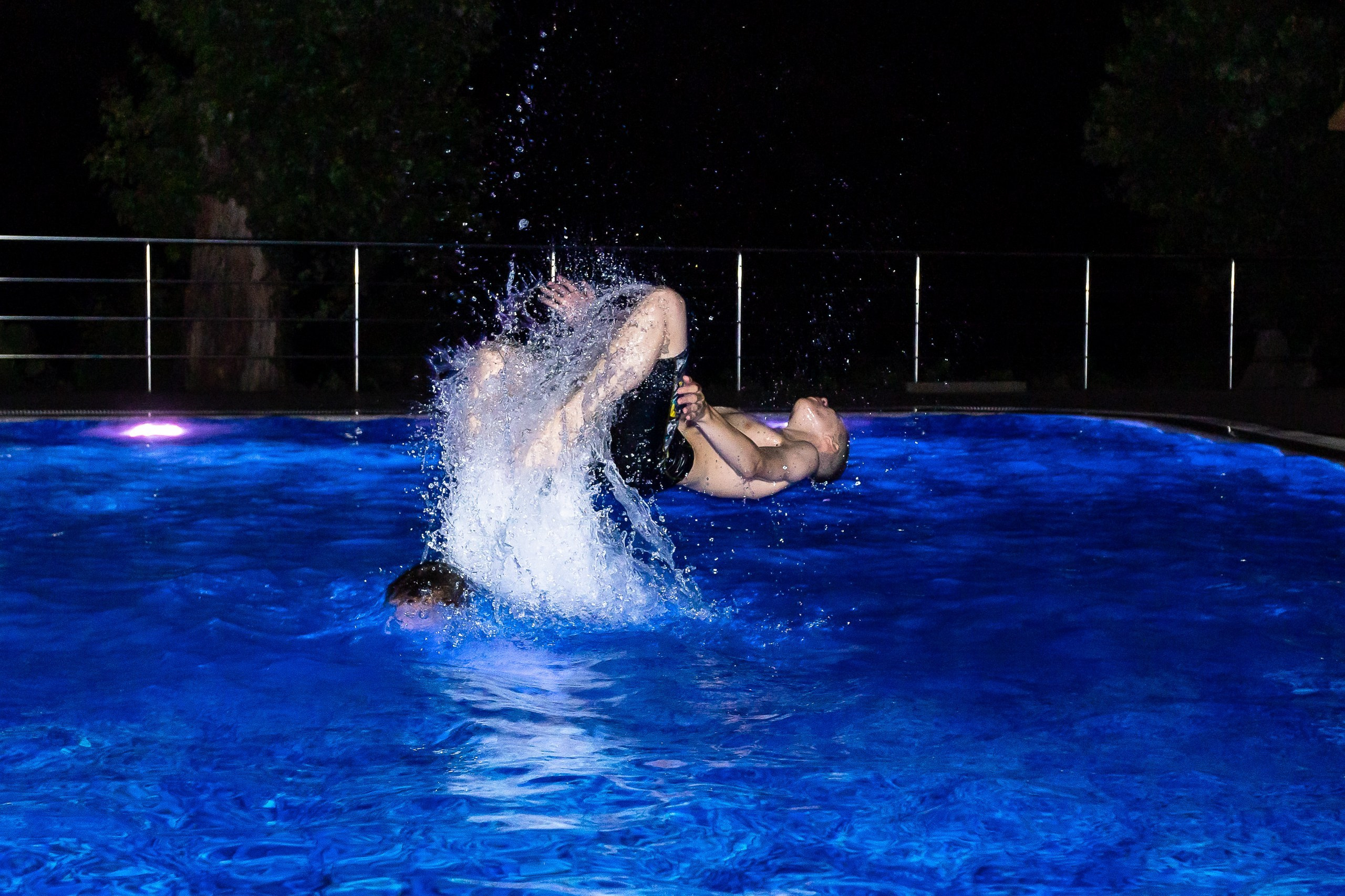 Вручение аттестата и выпускной вечер. Выпускные альбомы Майкоп, Краснодар Елена Золотарева