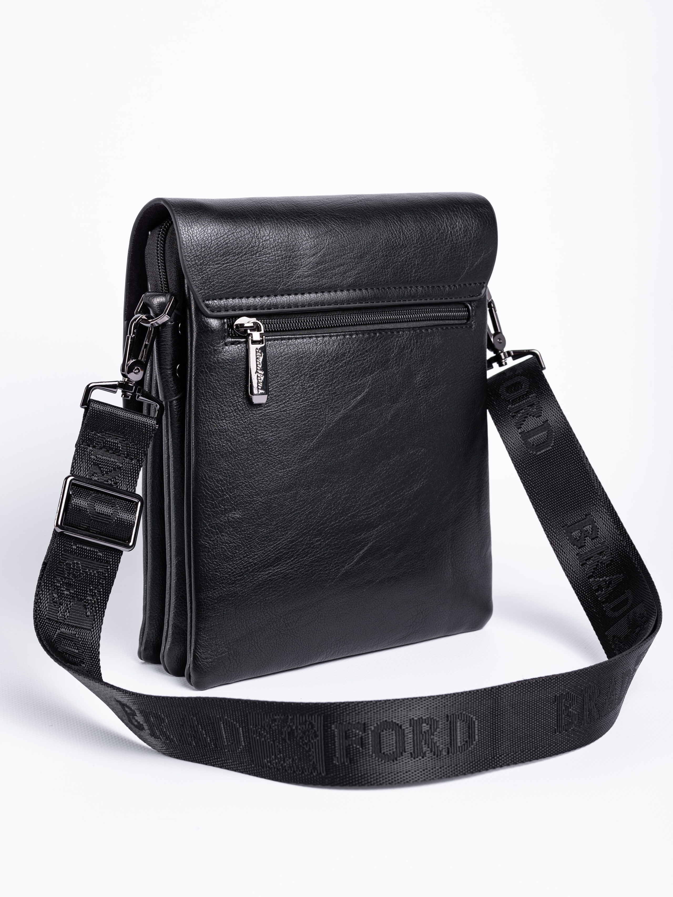 Сумки мужские. Предметный фотограф, фото для маркетплейсов Пятигорск, КМВ