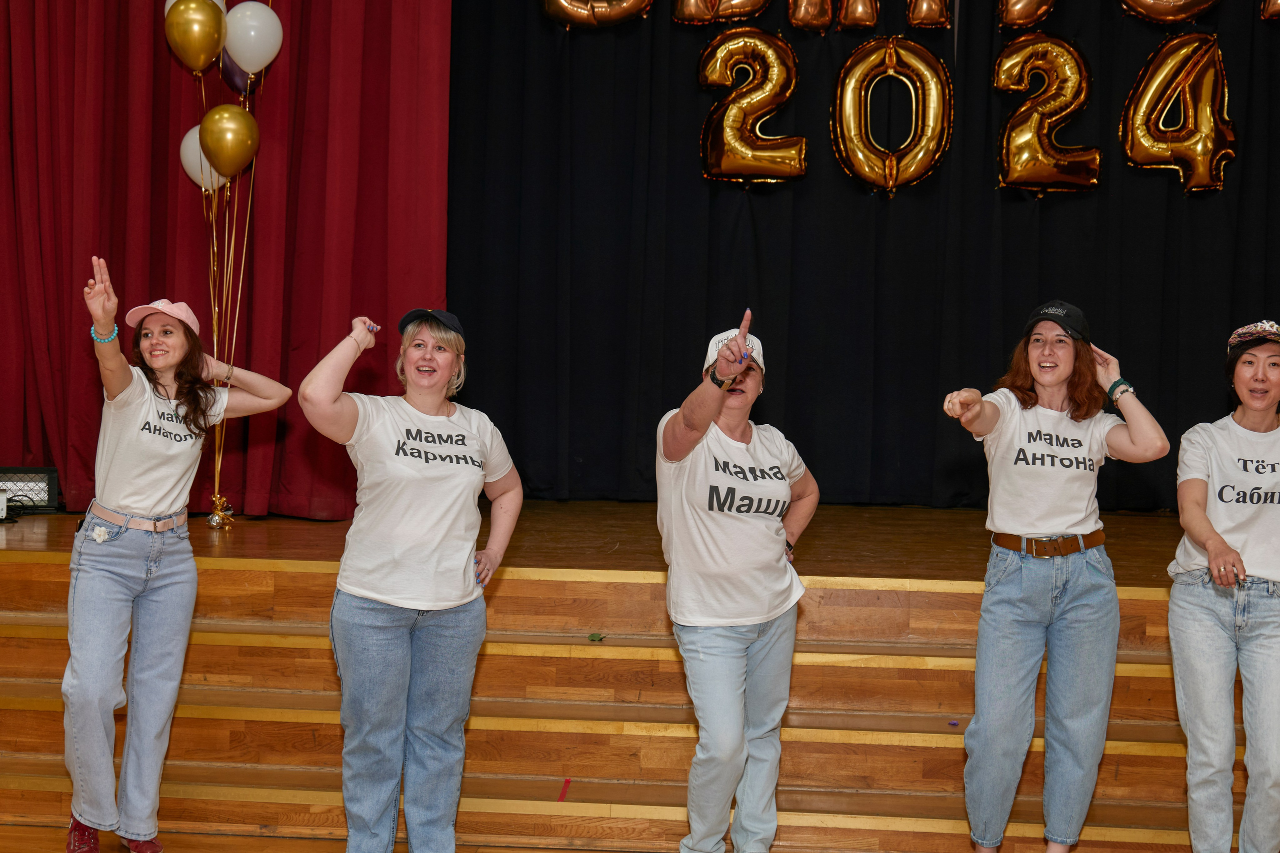 Последний звонок школа 1413. Детский и семейный фотограф г. Москва Оксана Катаджи