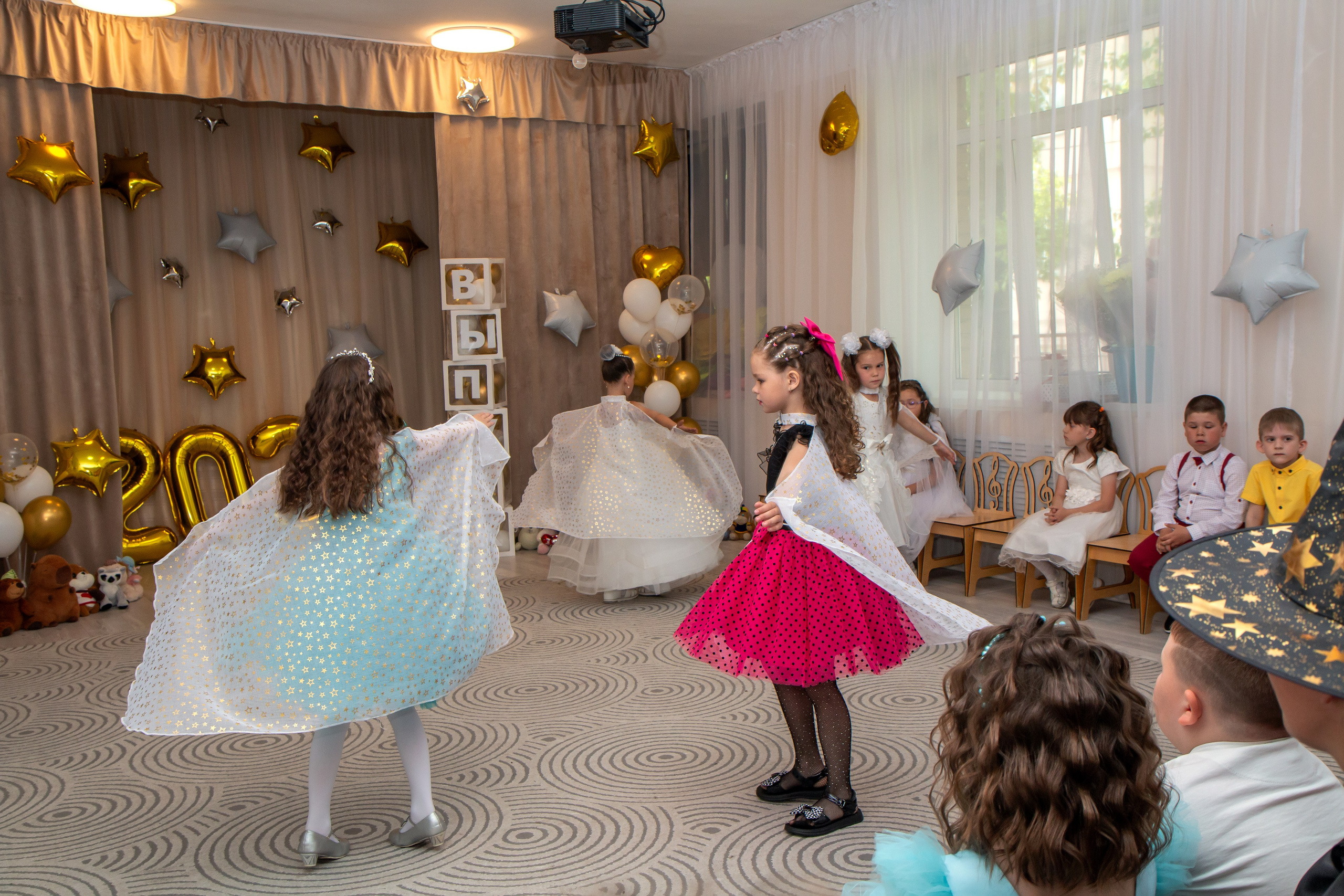 Впускной вечер в ДС «Солнышко» — 2025 г. Фотограф в Шелехове, лучшие выпускные альбомы в Шелехове