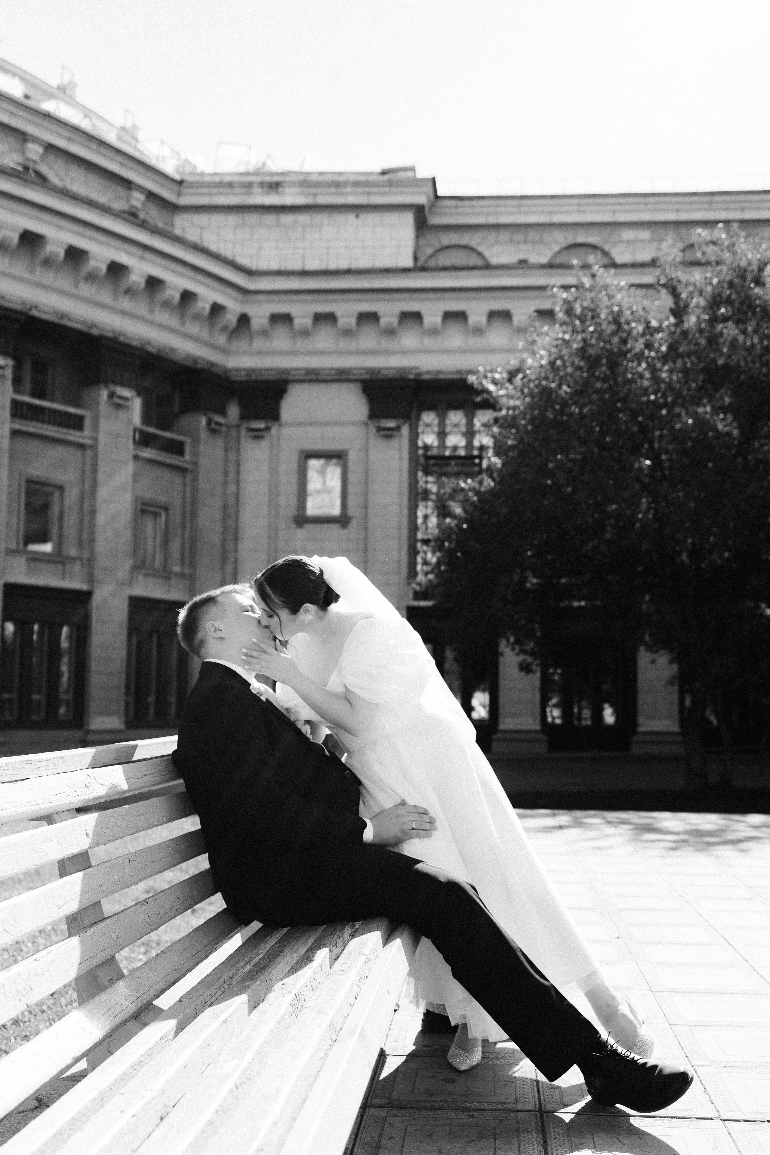 Свадебный фотограф в Новосибирске. Свадебный и портретный фотограф в Новосибирске Любовь Исакова