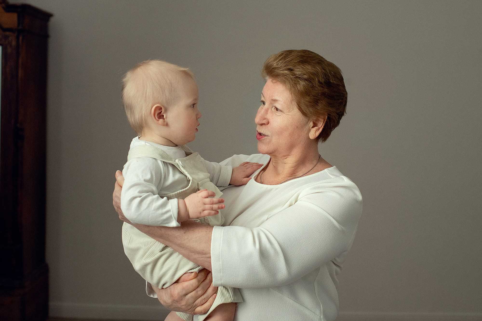 Фотосессия поколений в студии. Tatyana Nadezhdina Family photographer