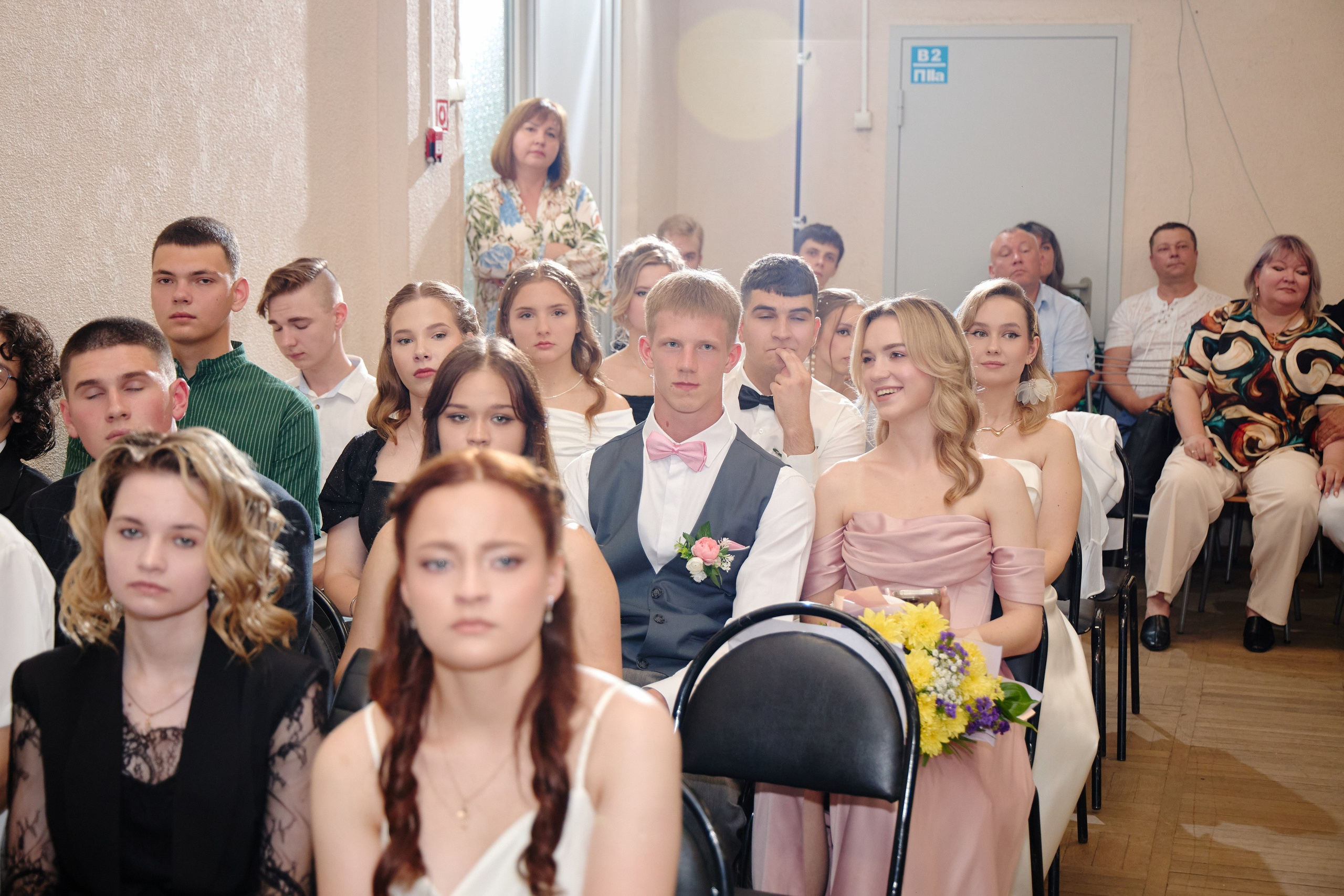 Выпускной 35 Сош. Фотограф Выпускные альбомы Таганрог Сергей Коробченко