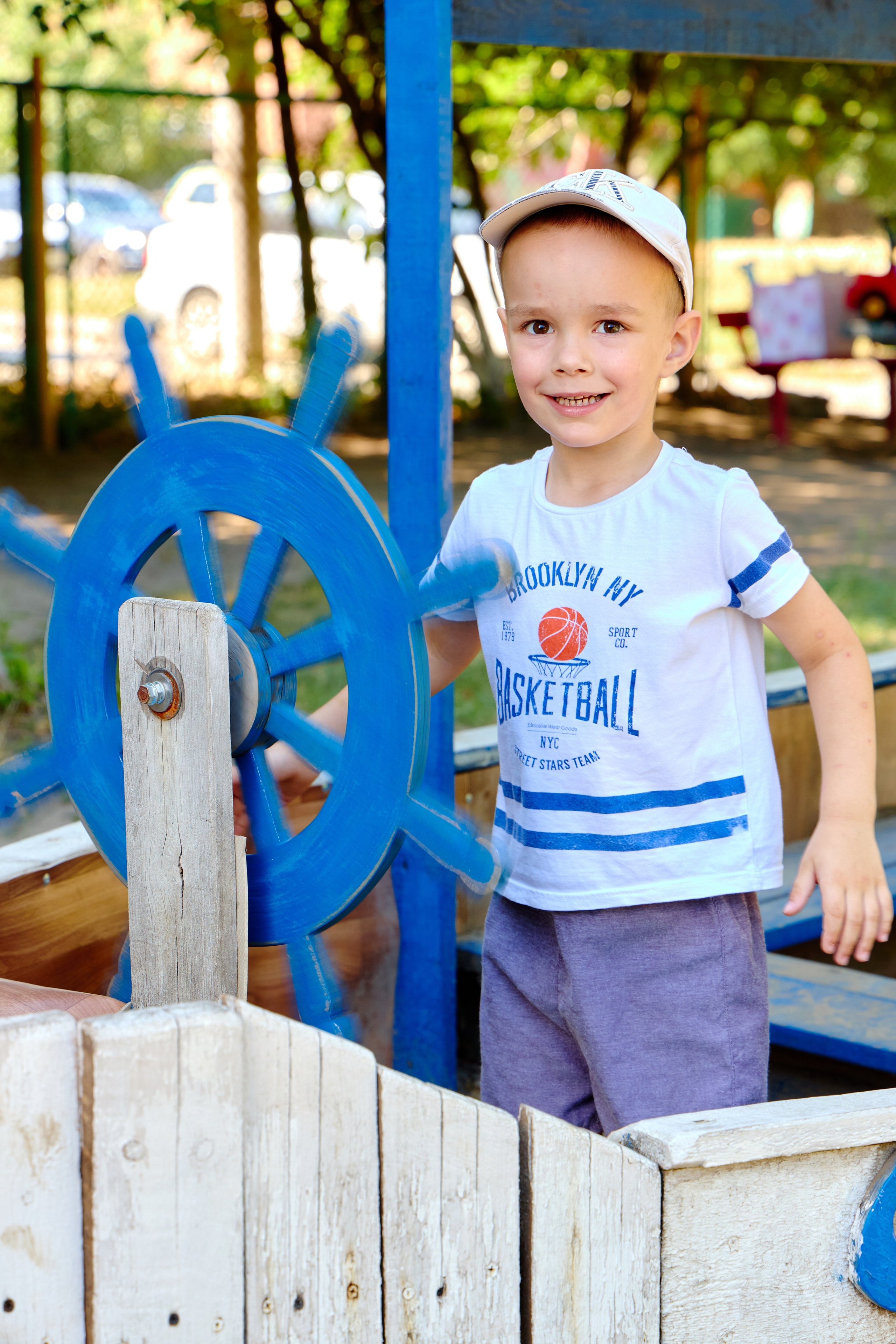 Пример летней съёмки в детском саду № 92 младшая группа Ромашки. Фотограф Выпускные альбомы Таганрог Сергей Коробченко