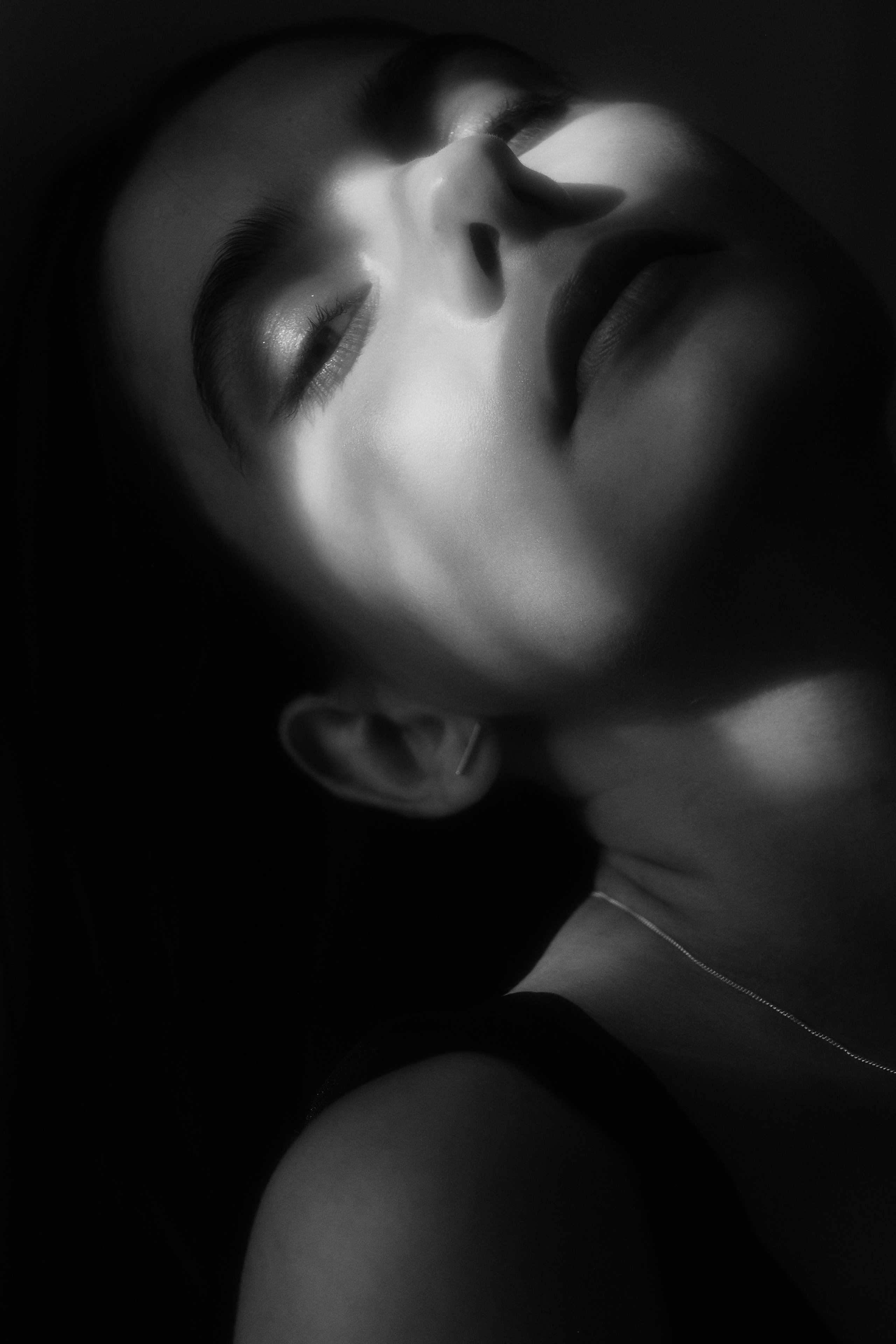 Ню. Портретный фотограф в Алматы Валя Гольцберг