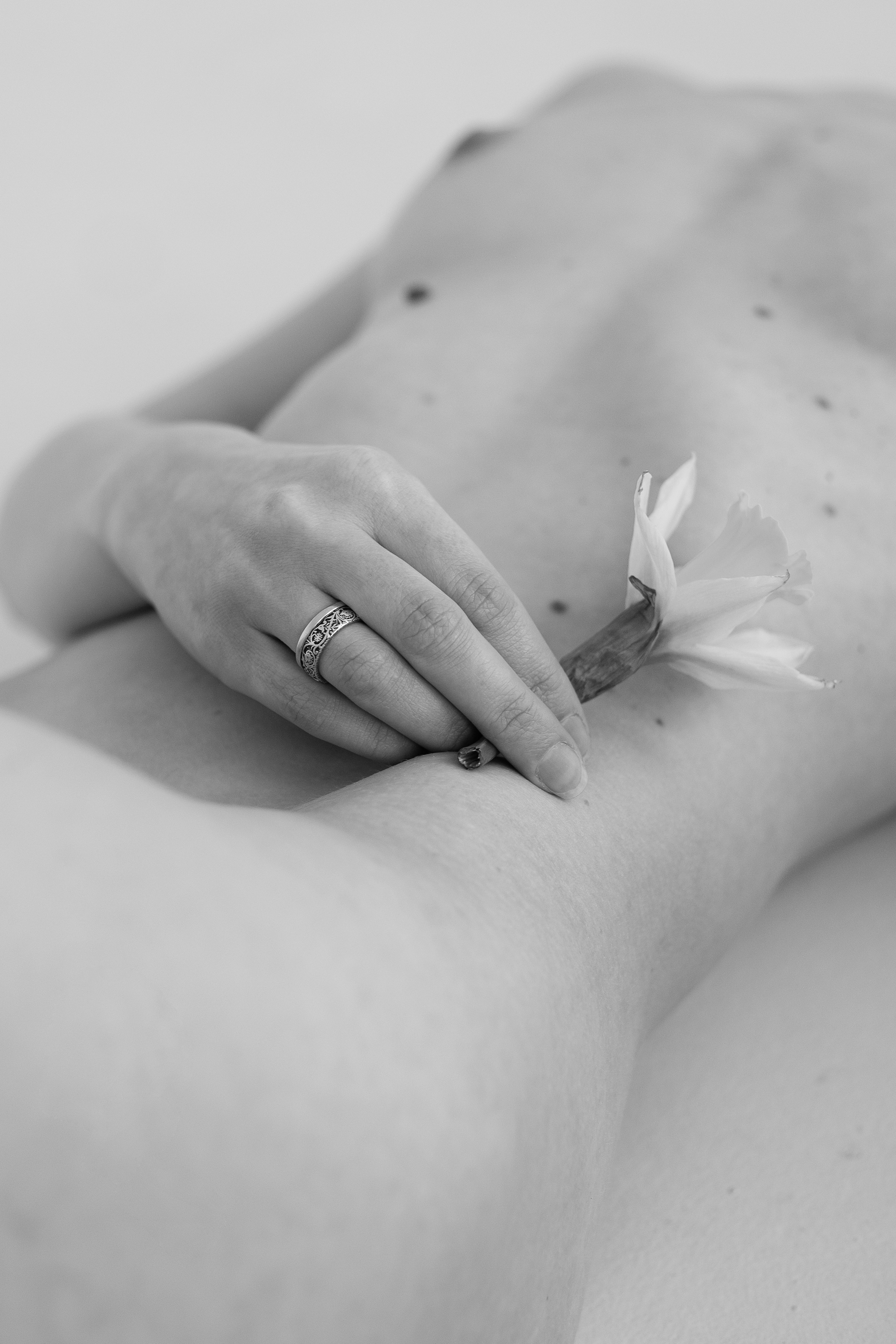 Ню. Портретный фотограф в Алматы Валя Гольцберг