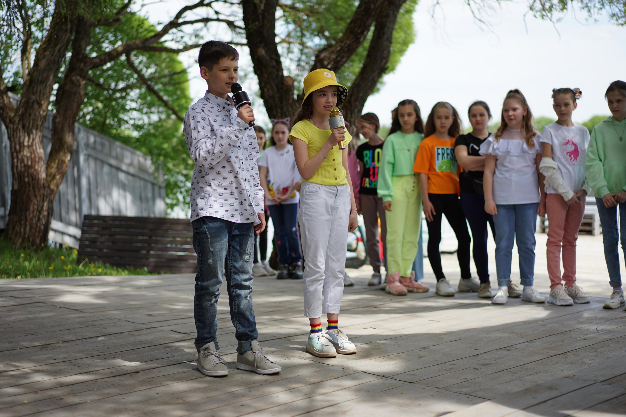 Выпускной начальной школы. Семейный и детский фотограф