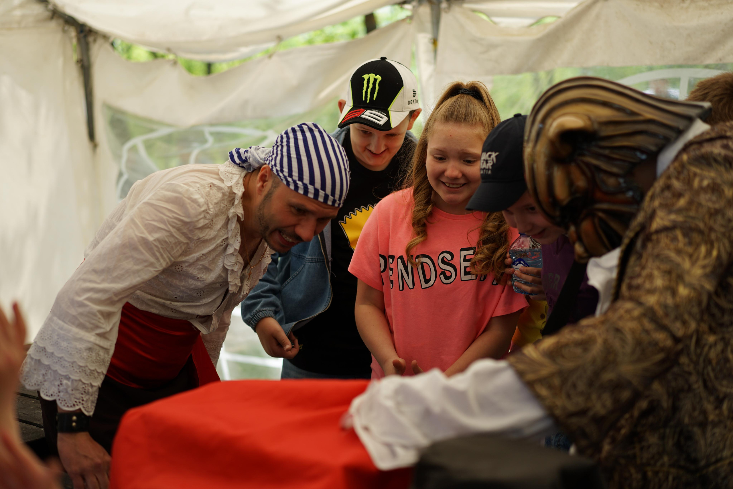 Выпускной начальной школы. Семейный и детский фотограф