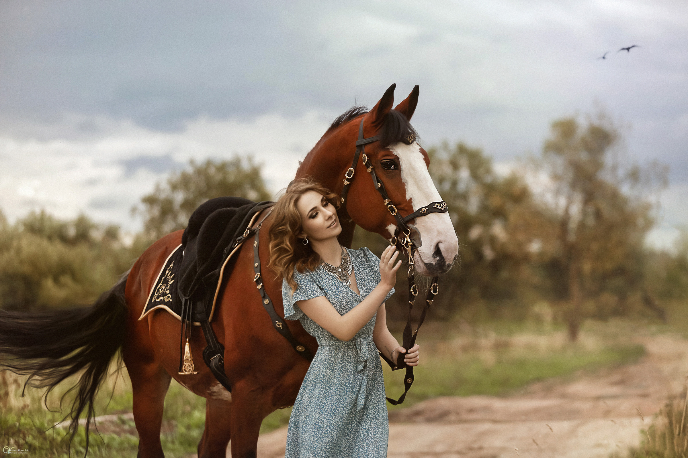 Катя и конь Пётр. Фотограф женский и мужской портрет Санкт-Петербург