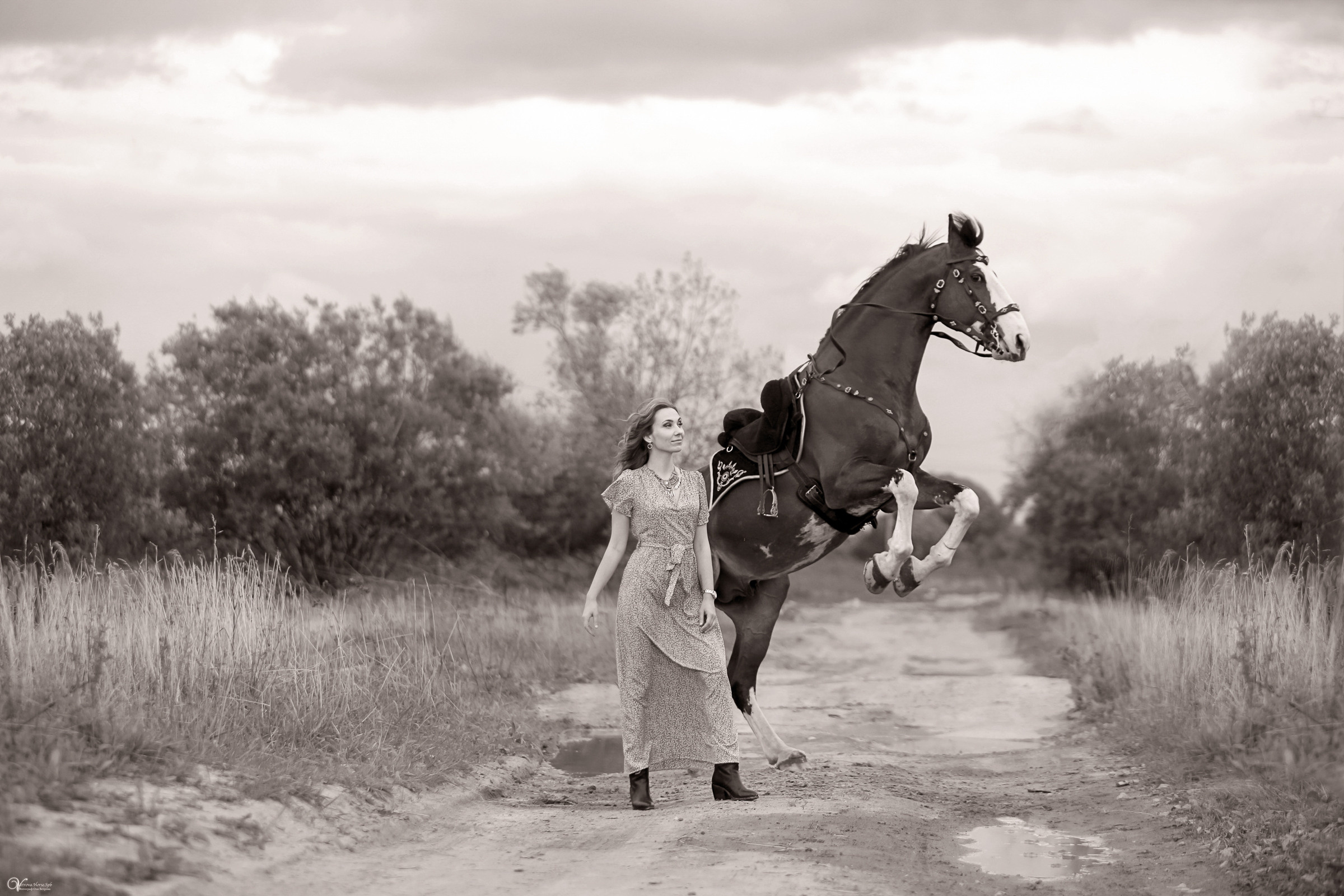 Катя и конь Пётр. Фотограф женский и мужской портрет Санкт-Петербург