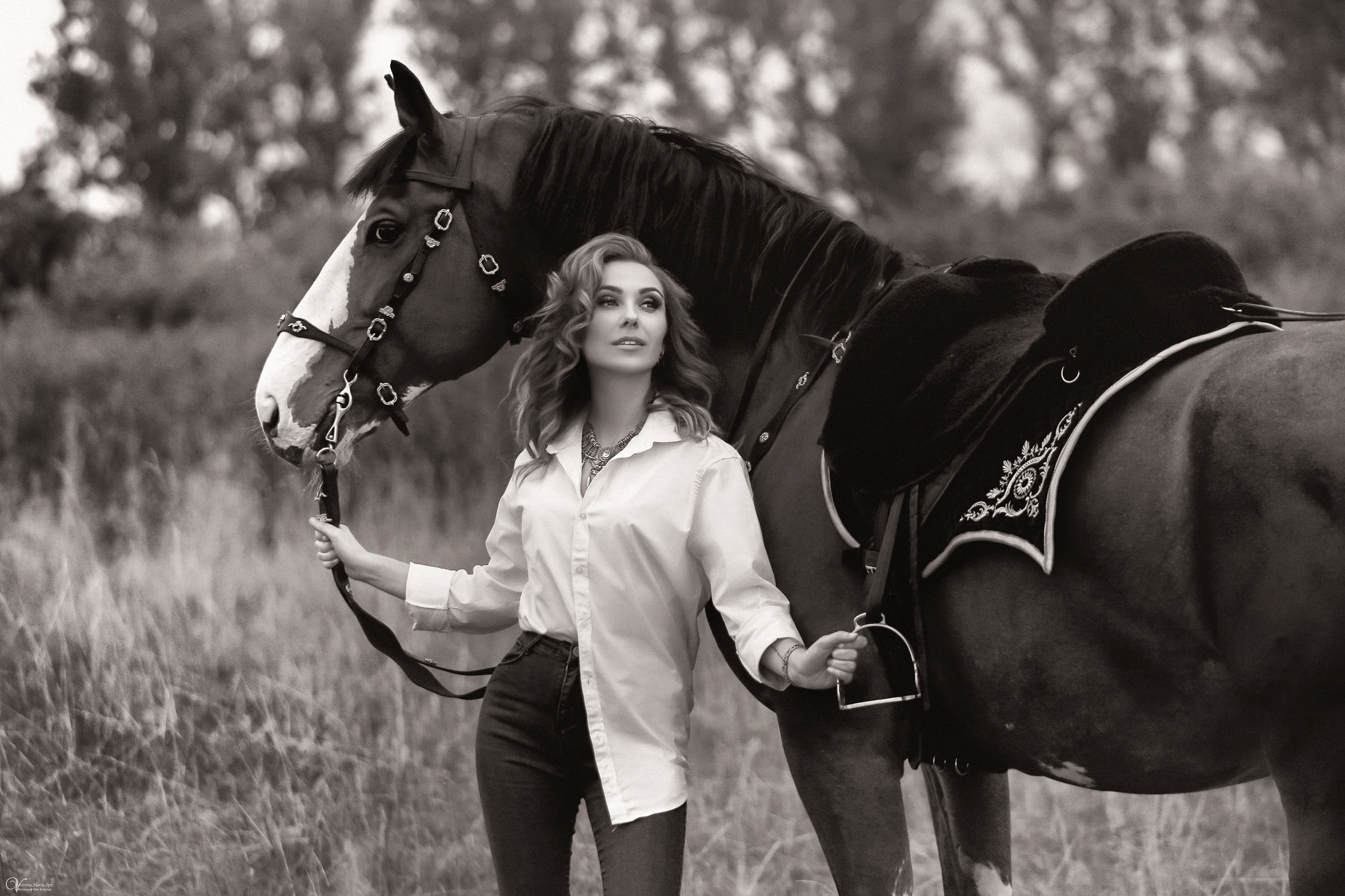 Катя и конь Пётр. Фотограф женский и мужской портрет Санкт-Петербург