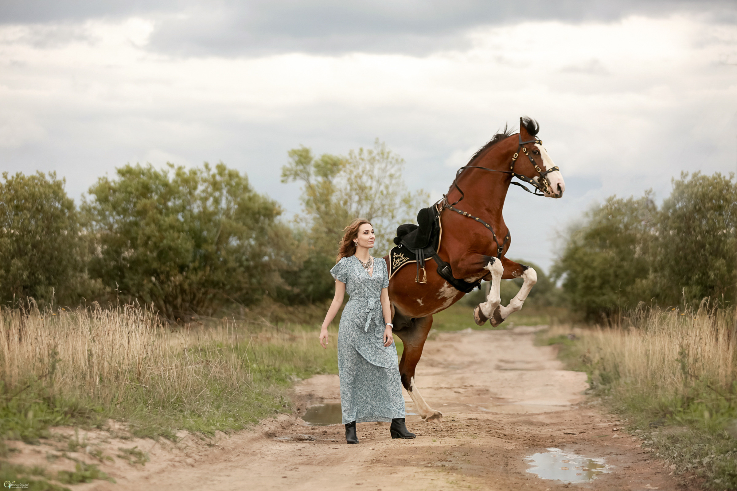 Катя и конь Пётр. Фотограф женский и мужской портрет Санкт-Петербург