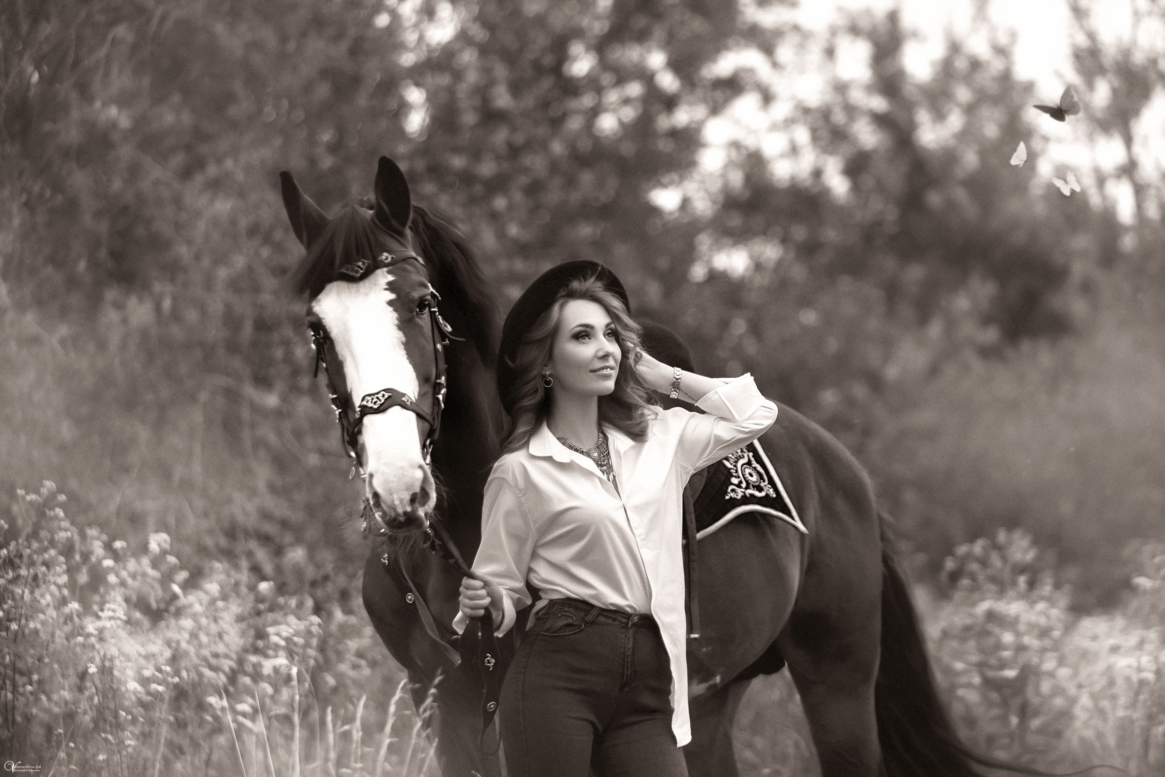 Катя и конь Пётр. Фотограф женский и мужской портрет Санкт-Петербург